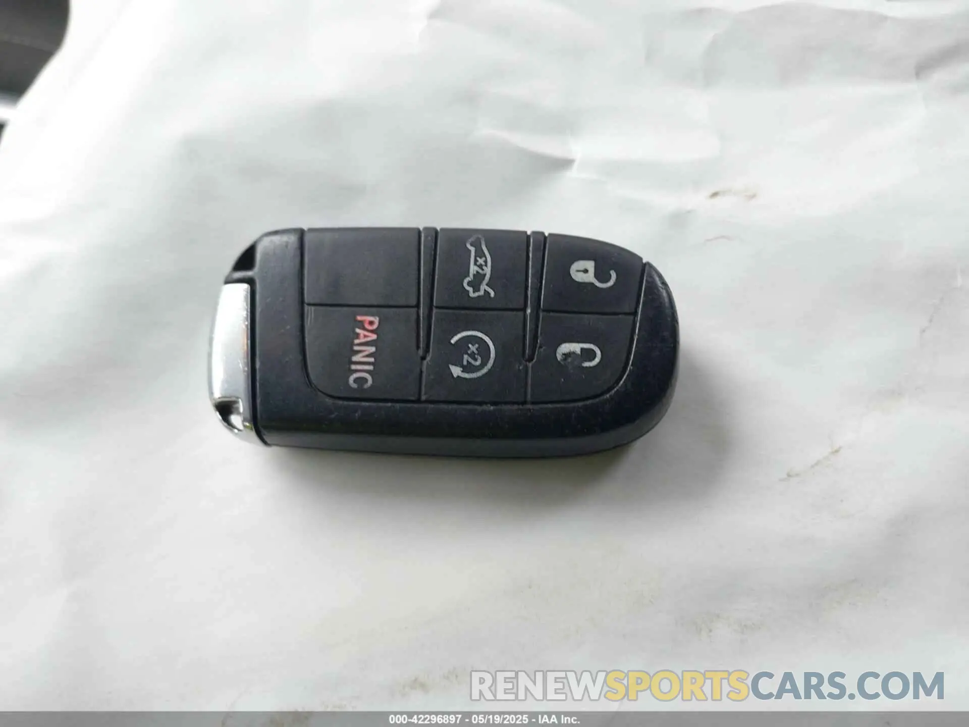 11 Photograph of a damaged car 2C3CDXHGXKH749466 DODGE CHARGER 2019