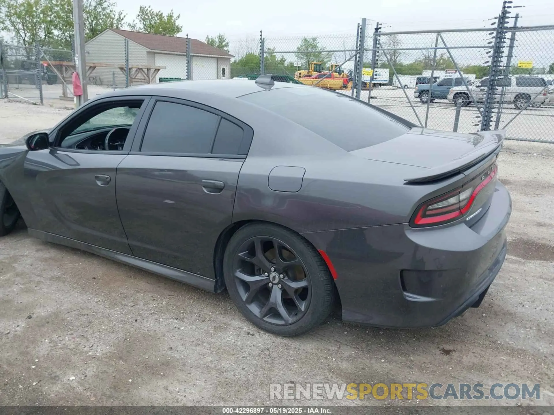 3 Photograph of a damaged car 2C3CDXHGXKH749466 DODGE CHARGER 2019