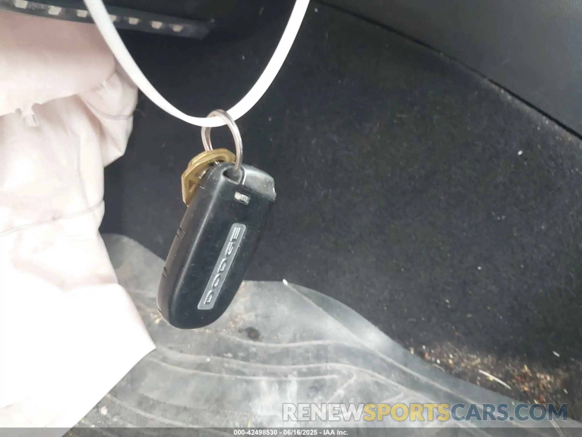 11 Photograph of a damaged car 2C3CDXJG0KH757957 DODGE CHARGER 2019