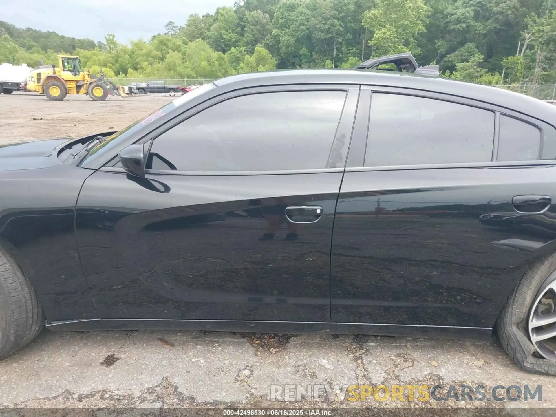 14 Photograph of a damaged car 2C3CDXJG0KH757957 DODGE CHARGER 2019