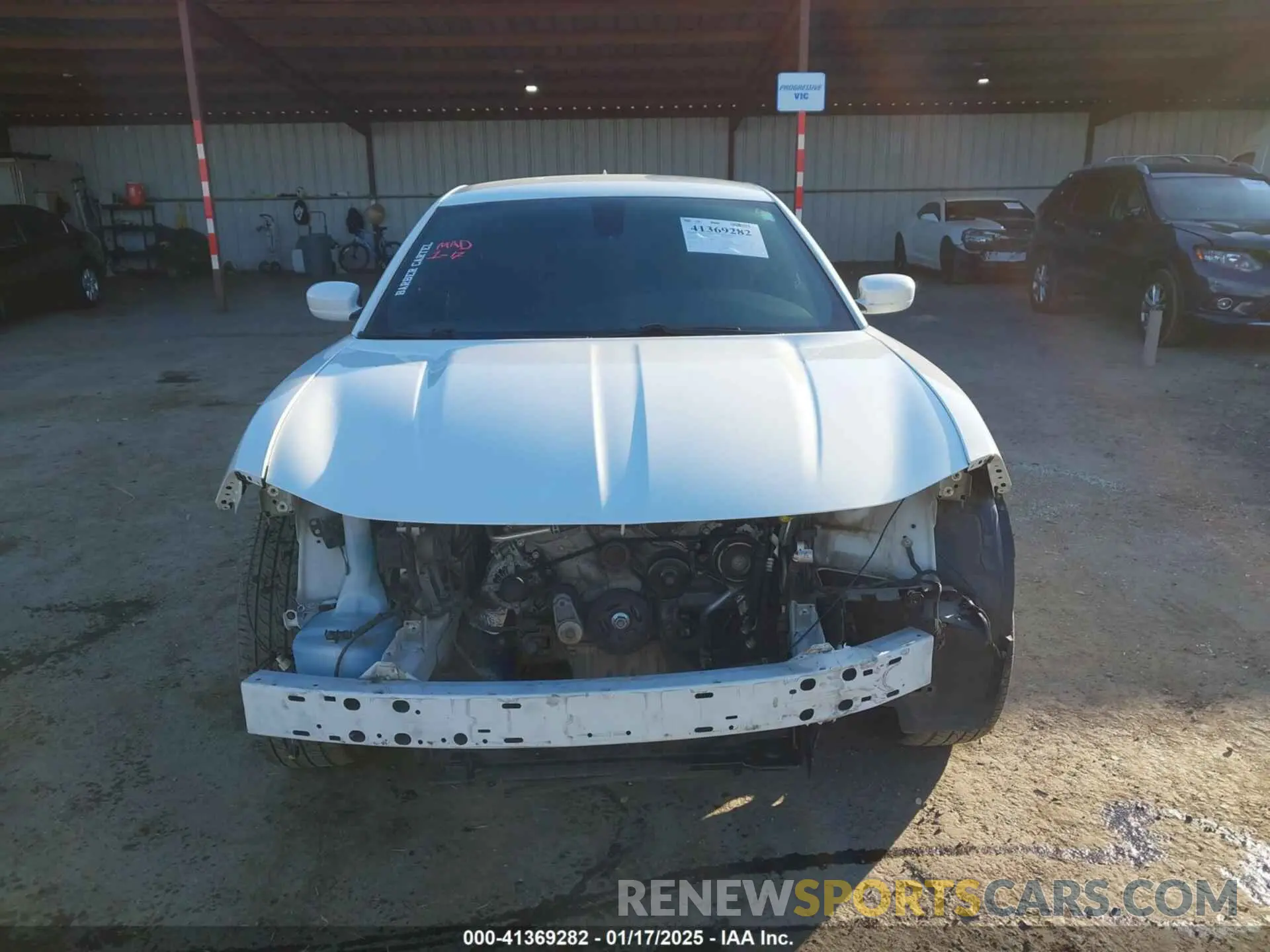 13 Photograph of a damaged car 2C3CDXJG1KH533323 DODGE CHARGER 2019