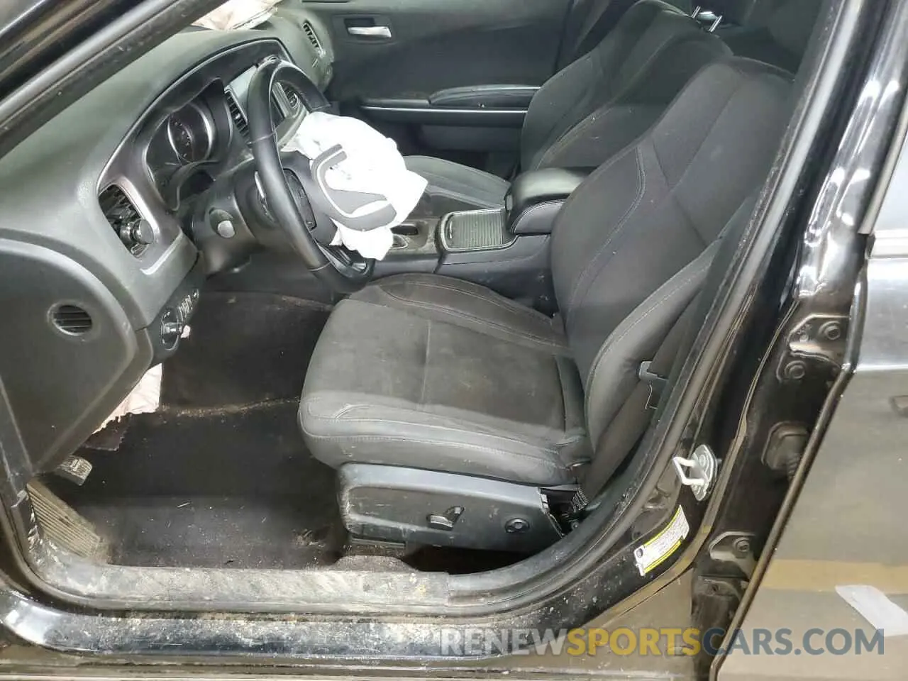 7 Photograph of a damaged car 2C3CDXJG2KH533251 DODGE CHARGER 2019