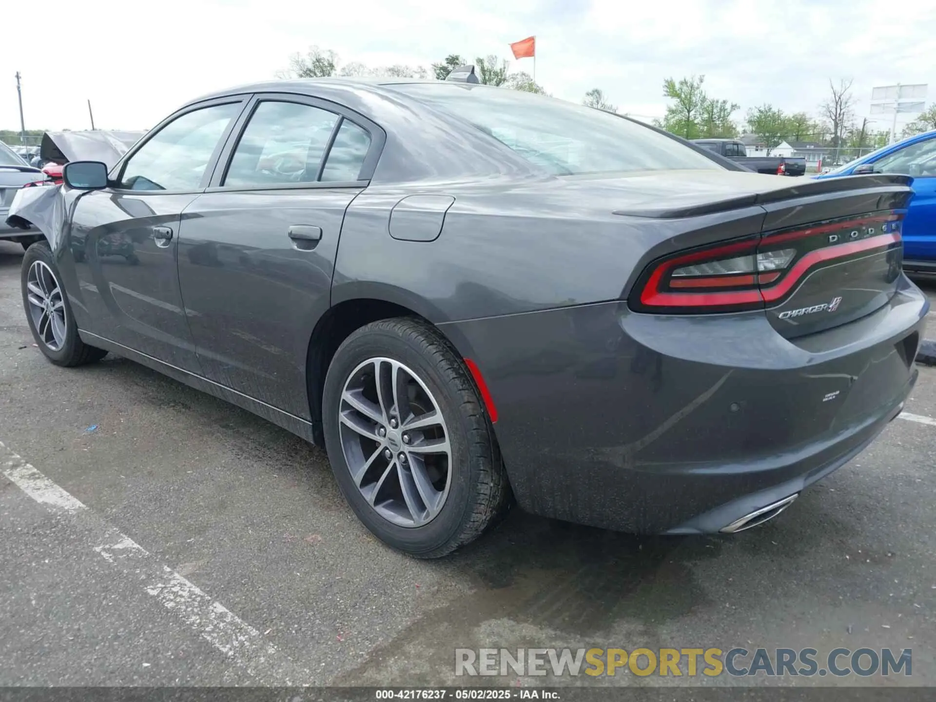 3 Photograph of a damaged car 2C3CDXJG2KH589500 DODGE CHARGER 2019