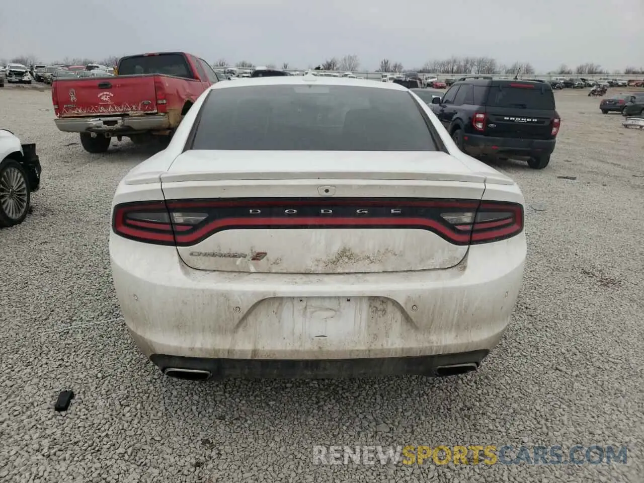 6 Photograph of a damaged car 2C3CDXJG3KH758049 DODGE CHARGER 2019