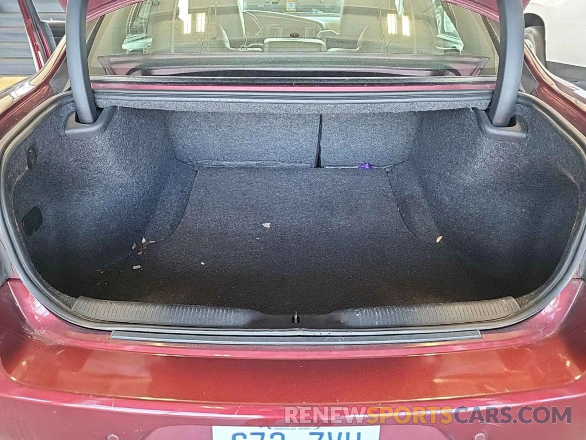13 Photograph of a damaged car 2C3CDXJG4KH589594 DODGE CHARGER 2019