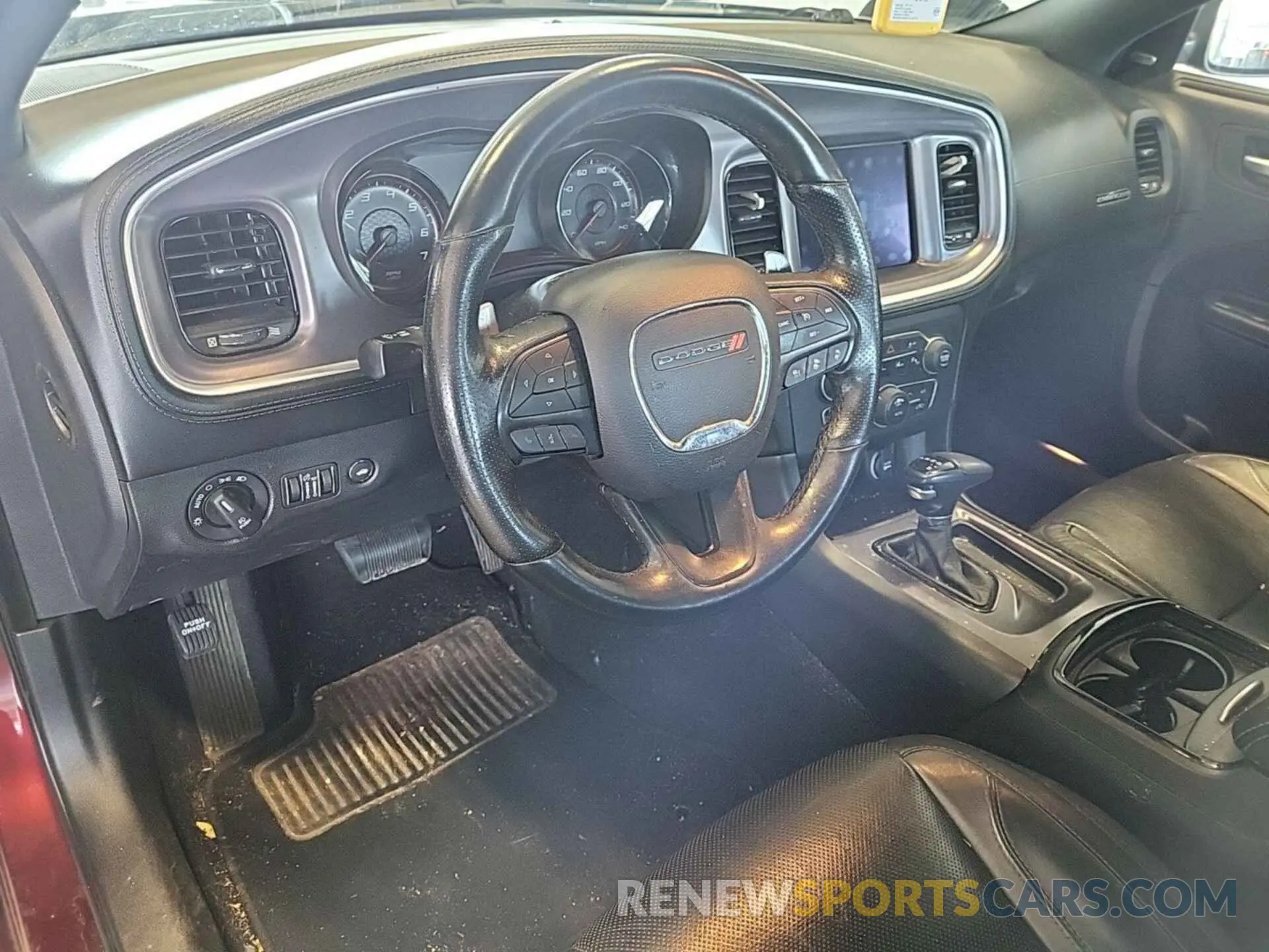 16 Photograph of a damaged car 2C3CDXJG4KH589594 DODGE CHARGER 2019