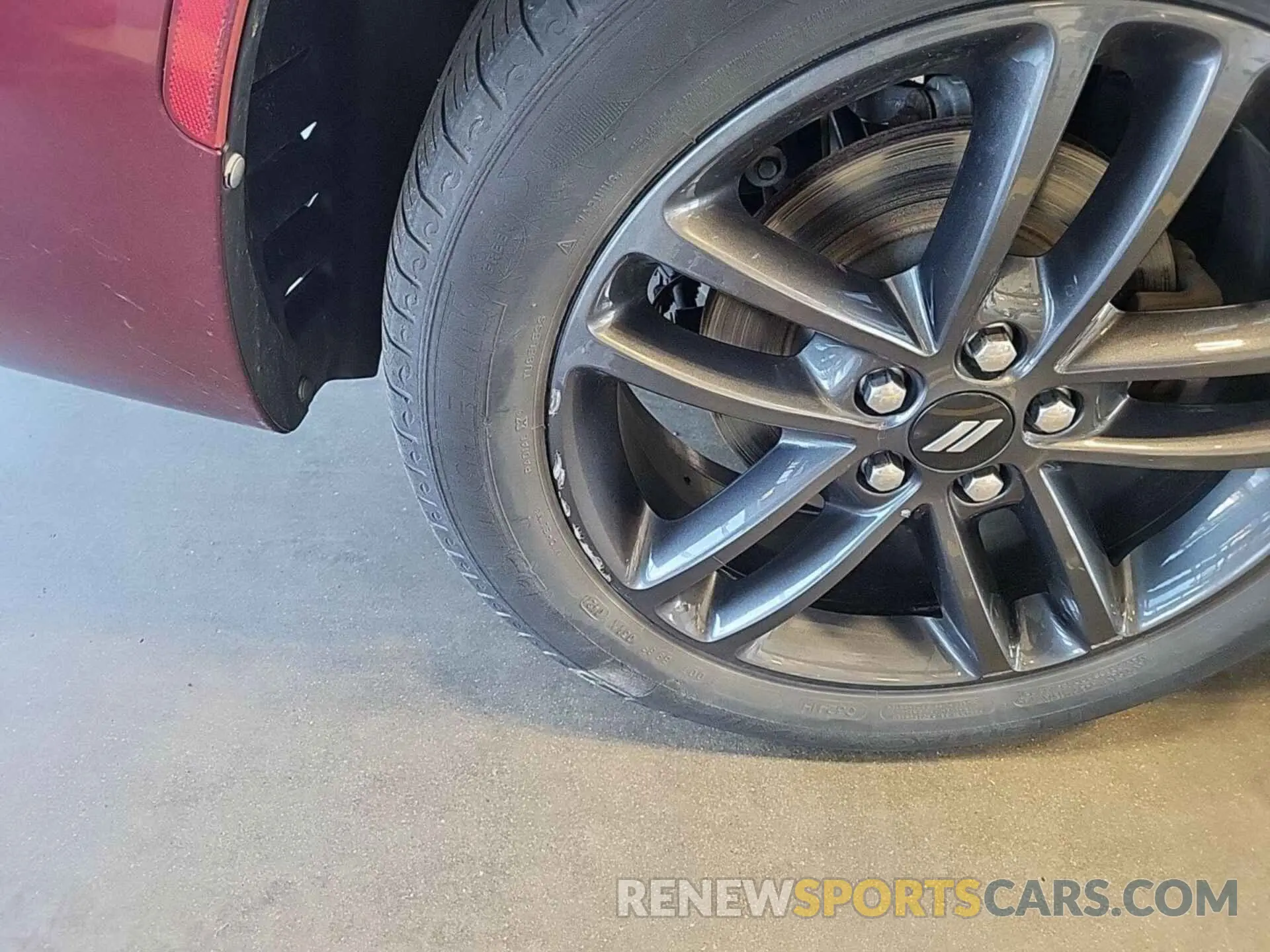 27 Photograph of a damaged car 2C3CDXJG4KH589594 DODGE CHARGER 2019