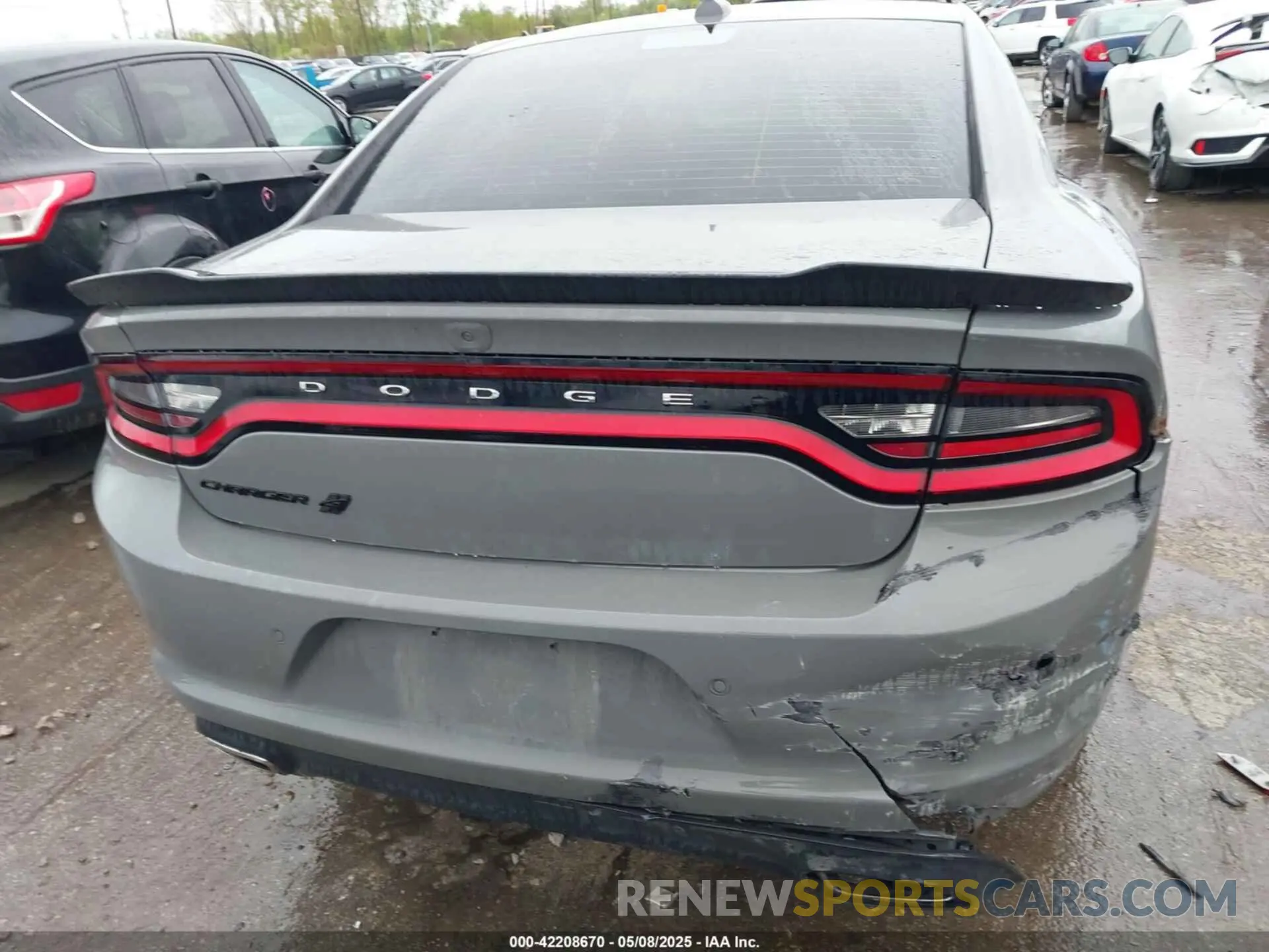 16 Photograph of a damaged car 2C3CDXJG5KH698856 DODGE CHARGER 2019