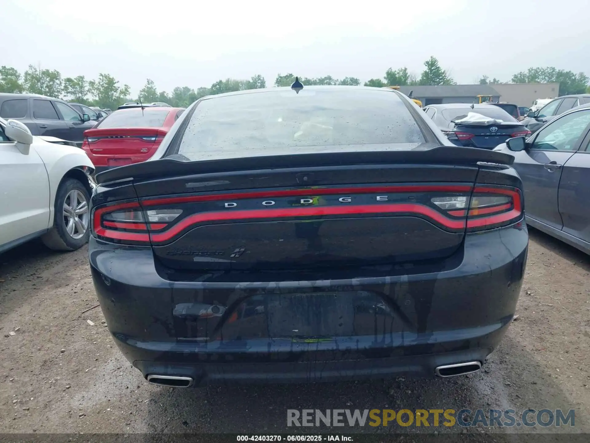 16 Photograph of a damaged car 2C3CDXJG7KH710585 DODGE CHARGER 2019