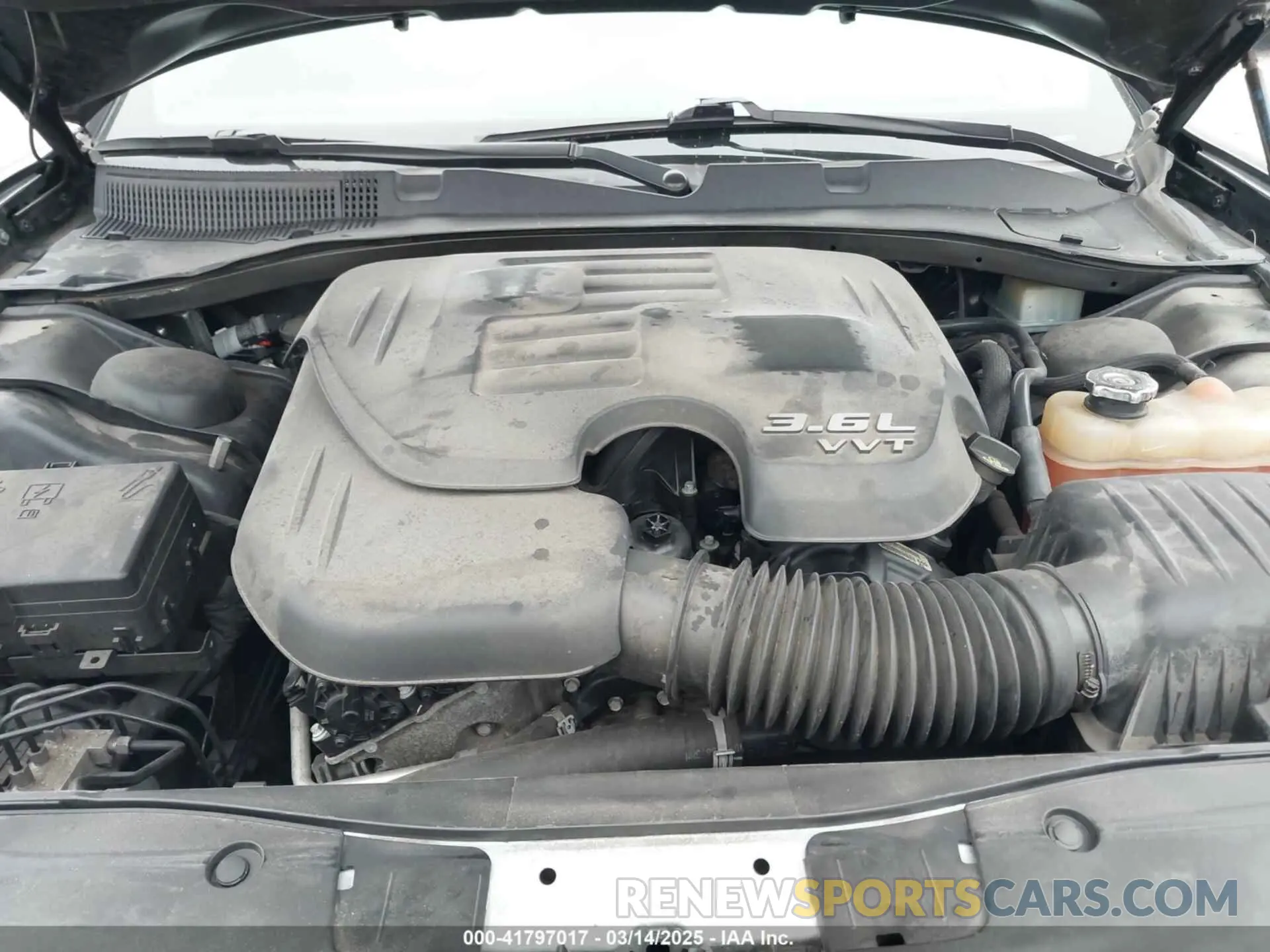 10 Photograph of a damaged car 2C3CDXJG7KH757728 DODGE CHARGER 2019