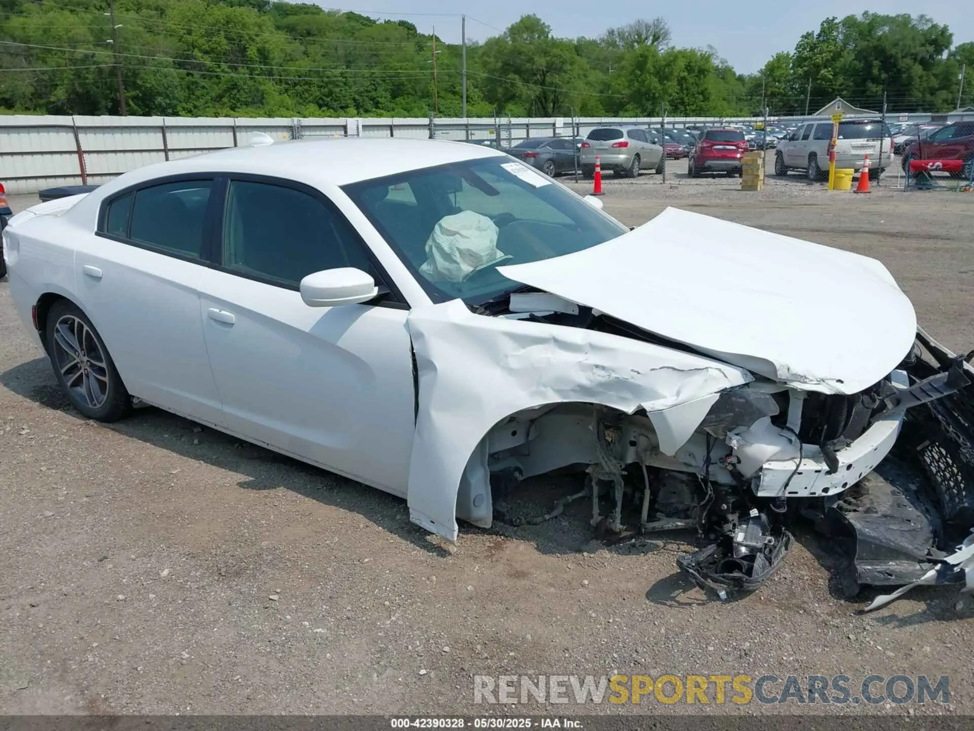 1 Photograph of a damaged car 2C3CDXJG7KH758037 DODGE CHARGER 2019