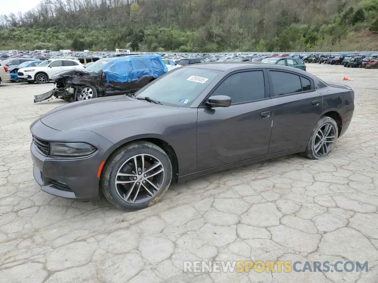 1 Photograph of a damaged car 2C3CDXJG8KH500237 DODGE CHARGER 2019