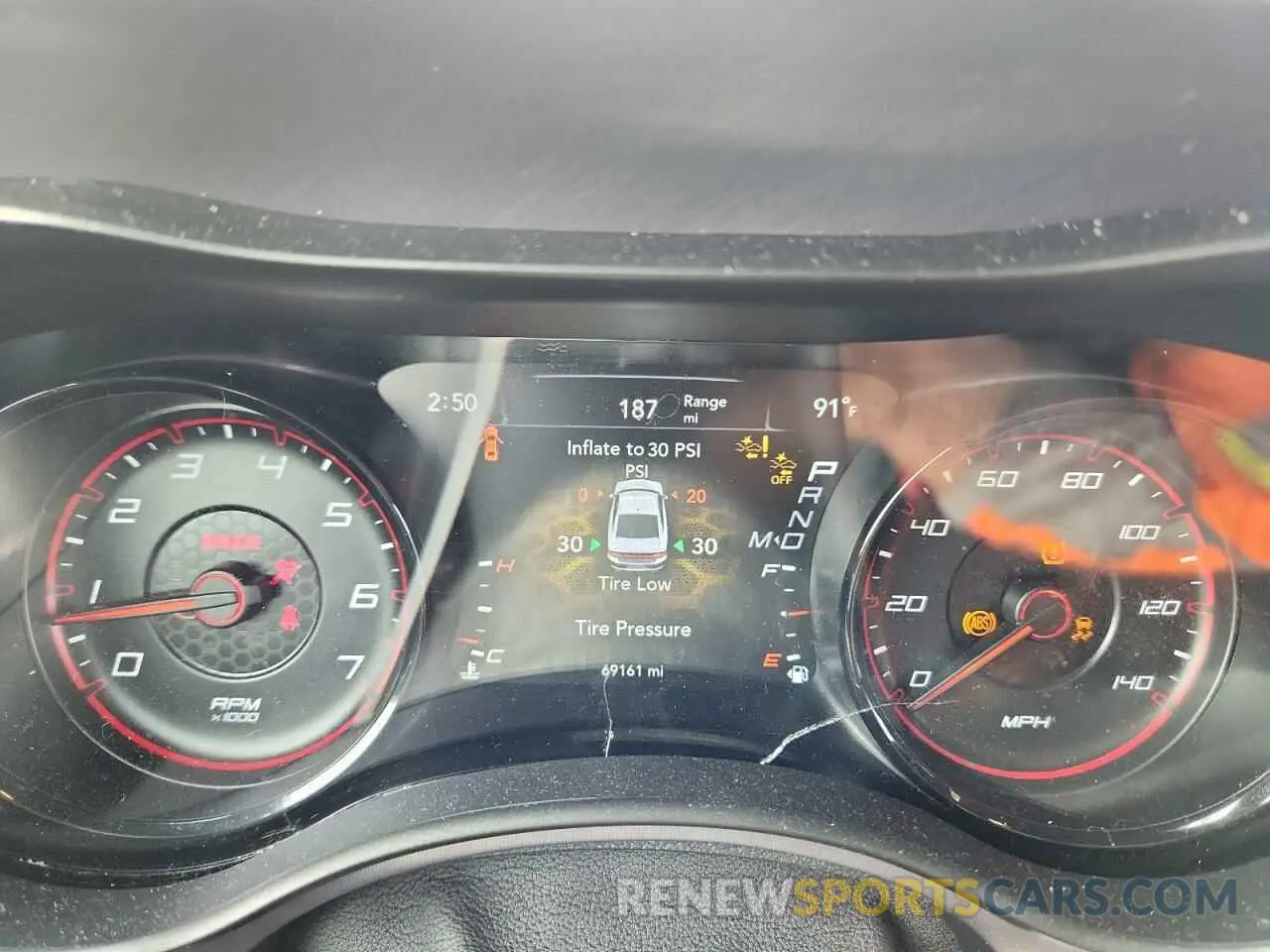 9 Photograph of a damaged car 2C3CDXJG8KH534551 DODGE CHARGER 2019