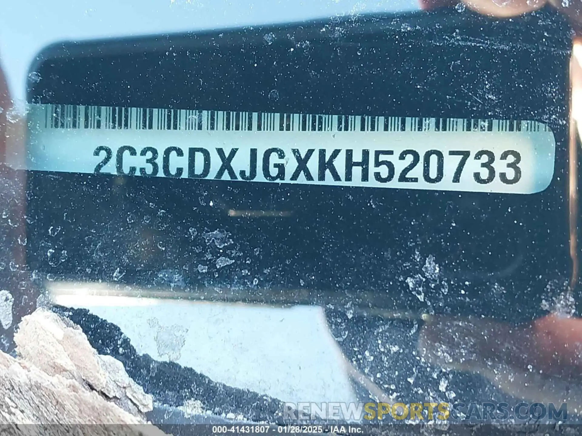 9 Photograph of a damaged car 2C3CDXJGXKH520733 DODGE CHARGER 2019