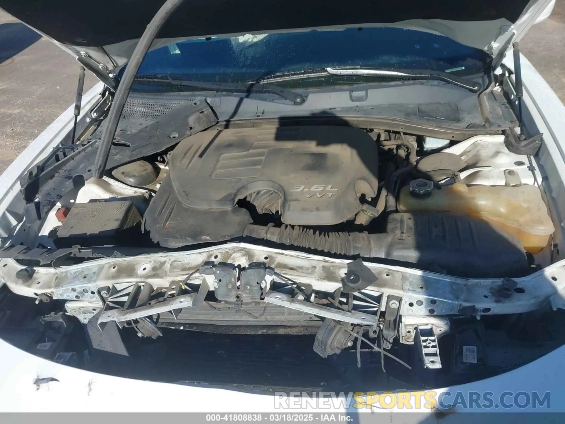 10 Photograph of a damaged car 2C3CDXJGXKH533322 DODGE CHARGER 2019