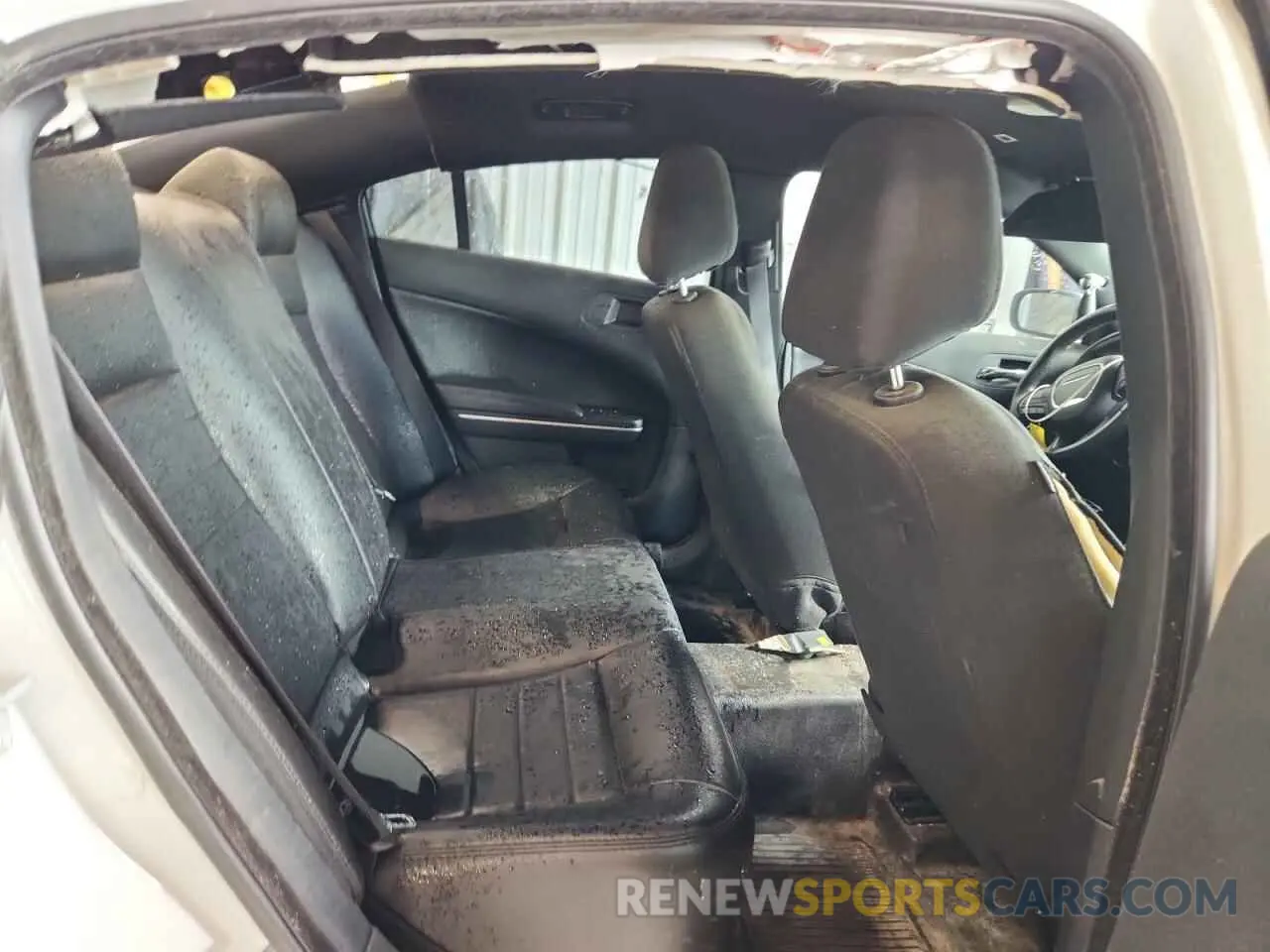 10 Photograph of a damaged car 2C3CDXKT0KH640374 DODGE CHARGER 2019