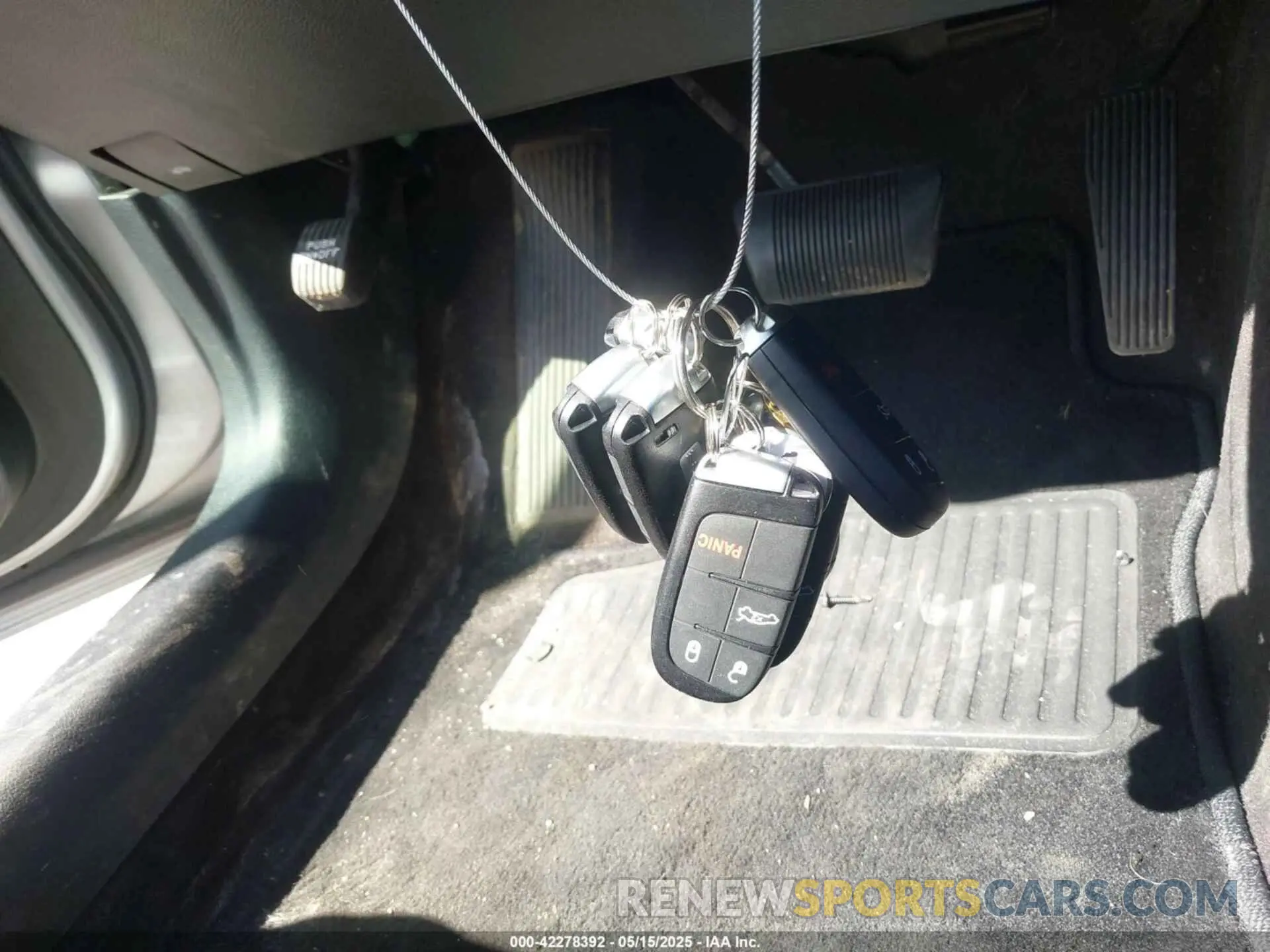 11 Photograph of a damaged car 2C3CDXKT2KH514663 DODGE CHARGER 2019