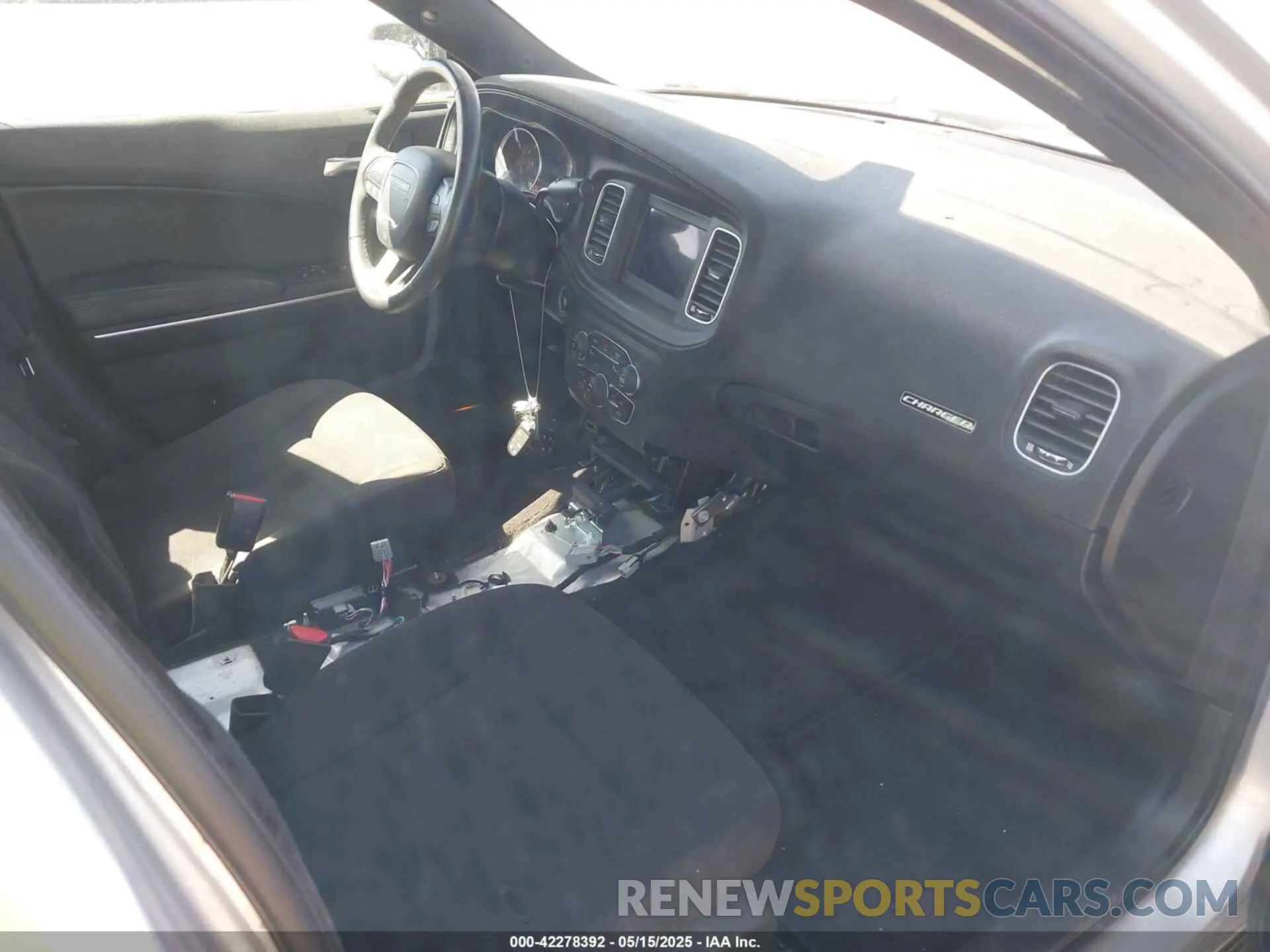 5 Photograph of a damaged car 2C3CDXKT2KH514663 DODGE CHARGER 2019