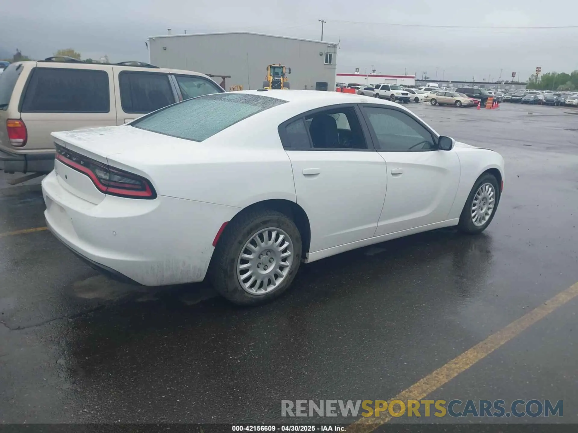4 Photograph of a damaged car 2C3CDXKT3KH757530 DODGE CHARGER 2019