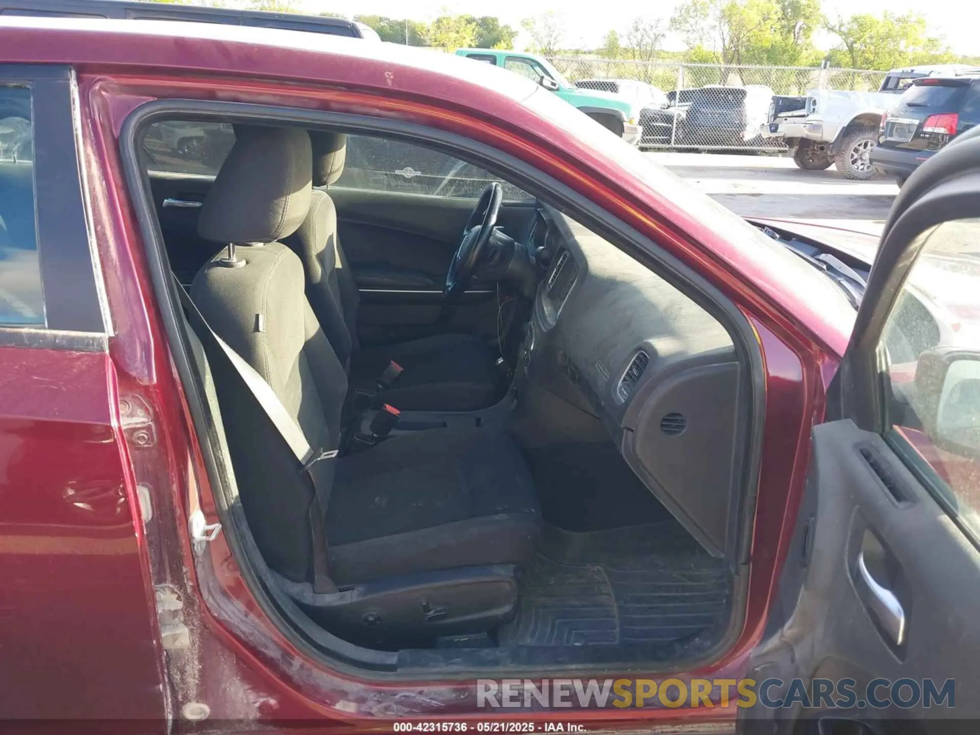 5 Photograph of a damaged car 2C3CDXKT4KH622783 DODGE CHARGER 2019
