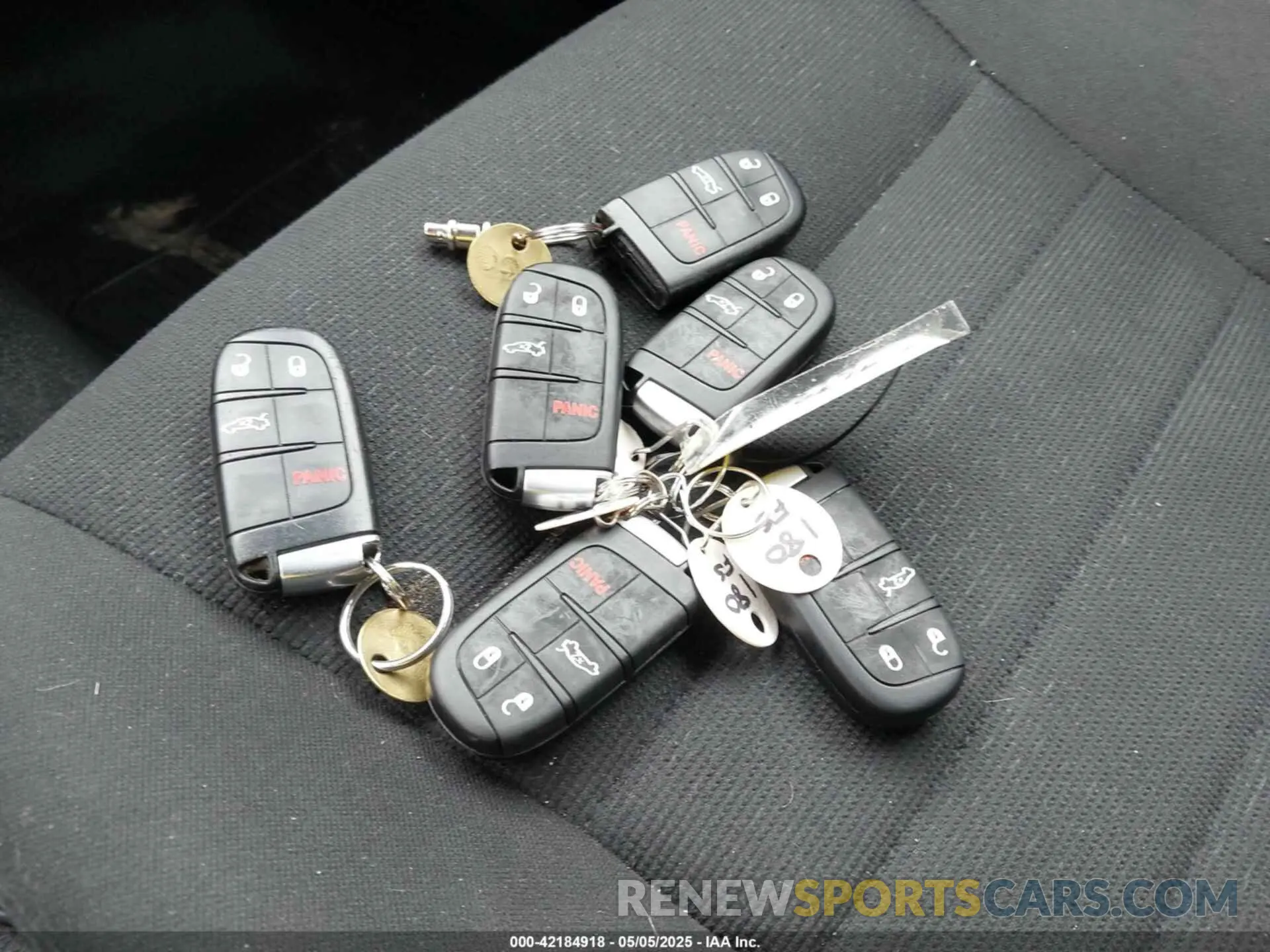 11 Photograph of a damaged car 2C3CDXKT5KH622663 DODGE CHARGER 2019