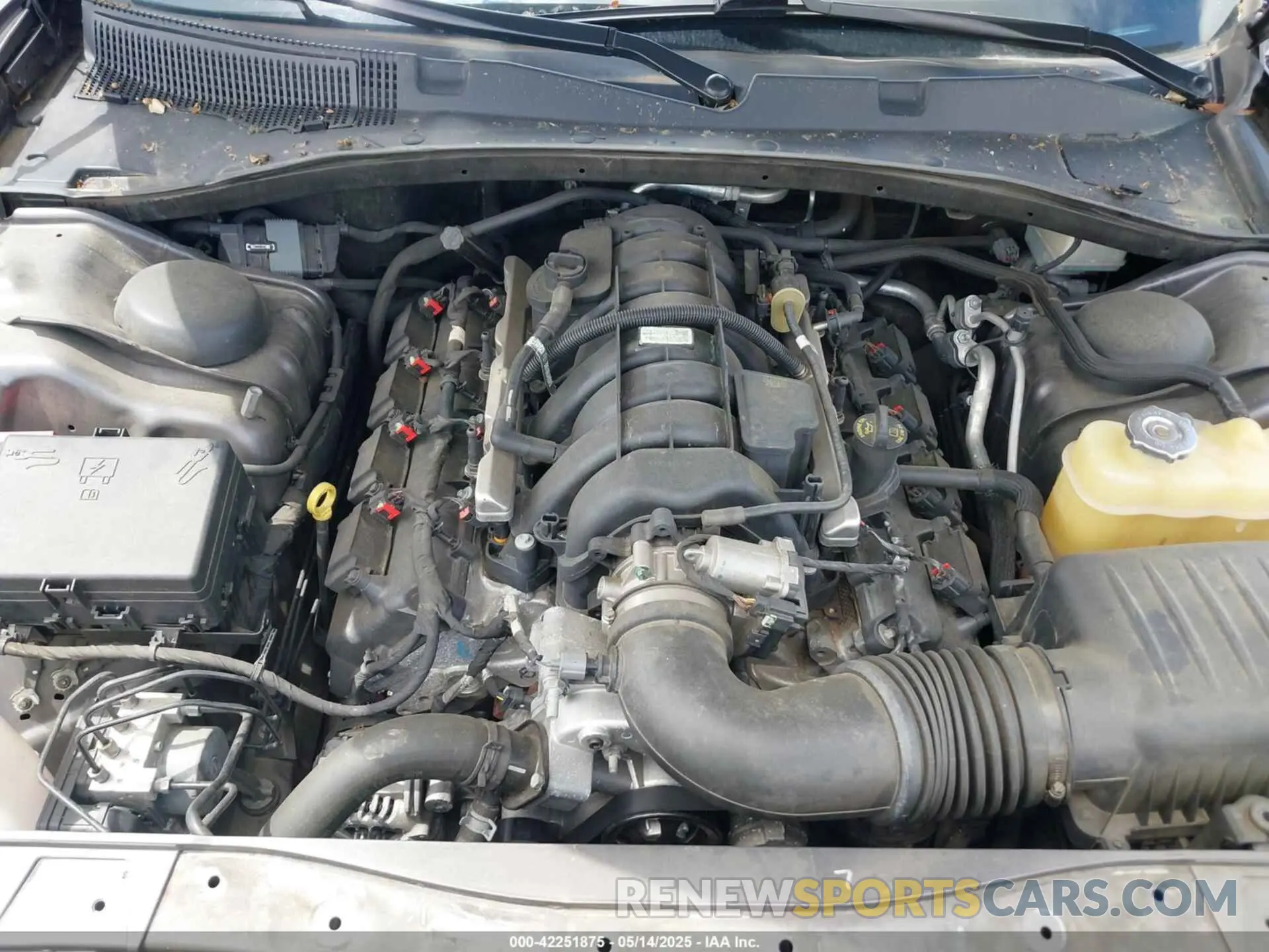 10 Photograph of a damaged car 2C3CDXKT6KH749633 DODGE CHARGER 2019