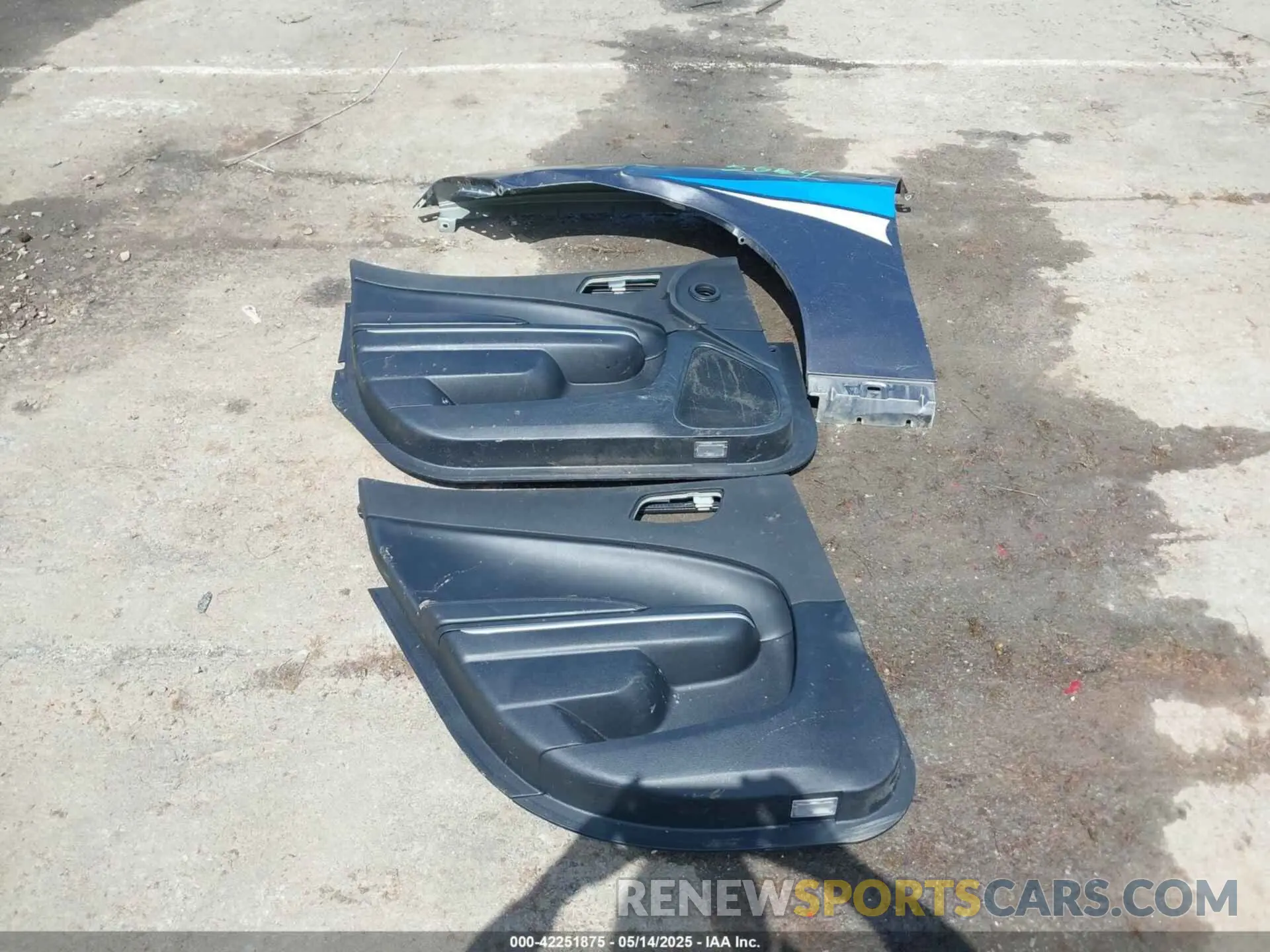 12 Photograph of a damaged car 2C3CDXKT6KH749633 DODGE CHARGER 2019