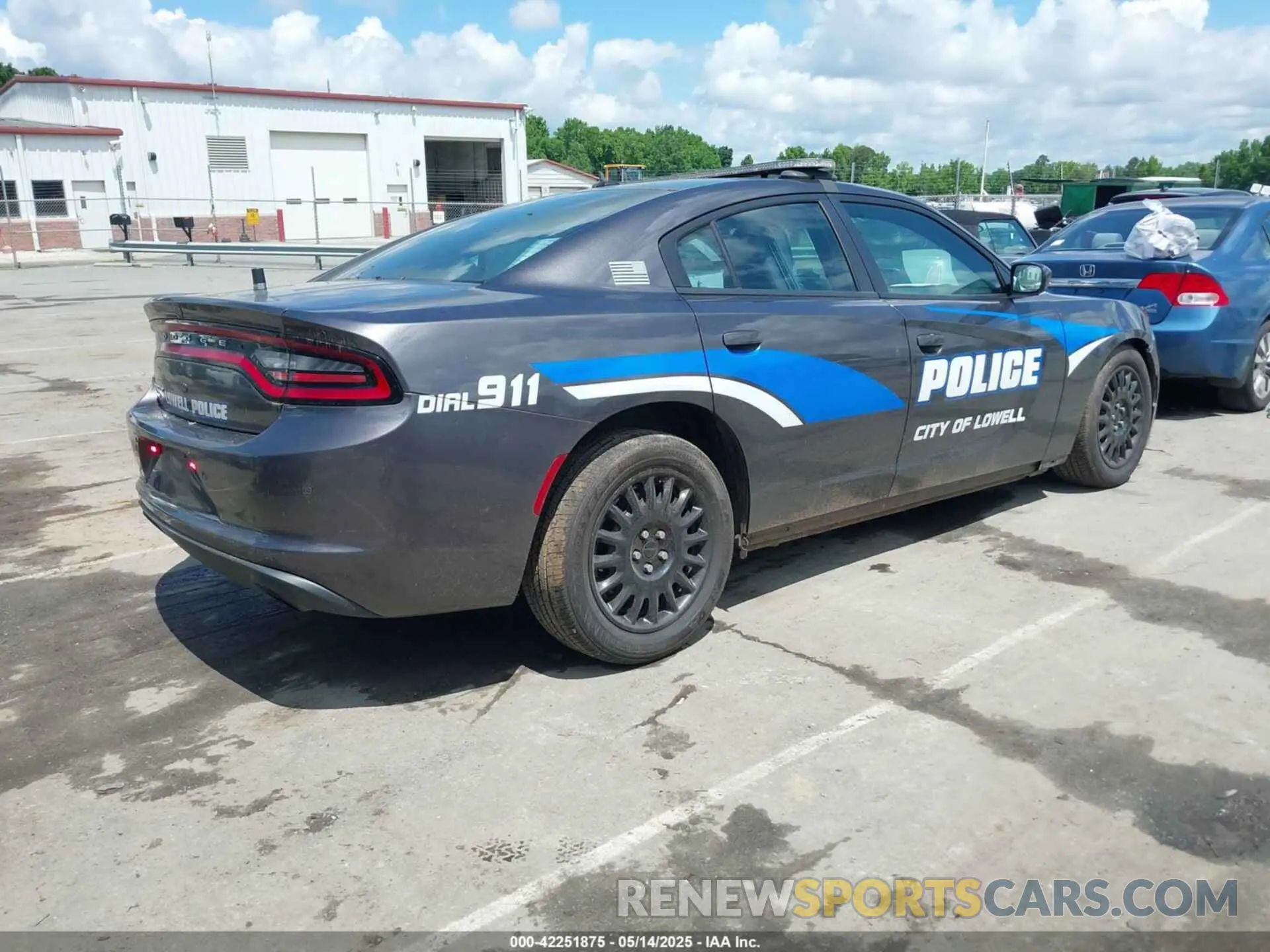 4 Photograph of a damaged car 2C3CDXKT6KH749633 DODGE CHARGER 2019