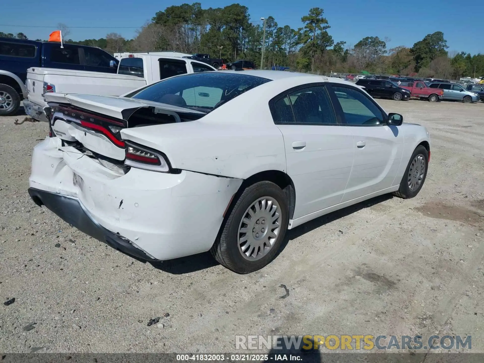 4 Photograph of a damaged car 2C3CDXKT7KH600647 DODGE CHARGER 2019