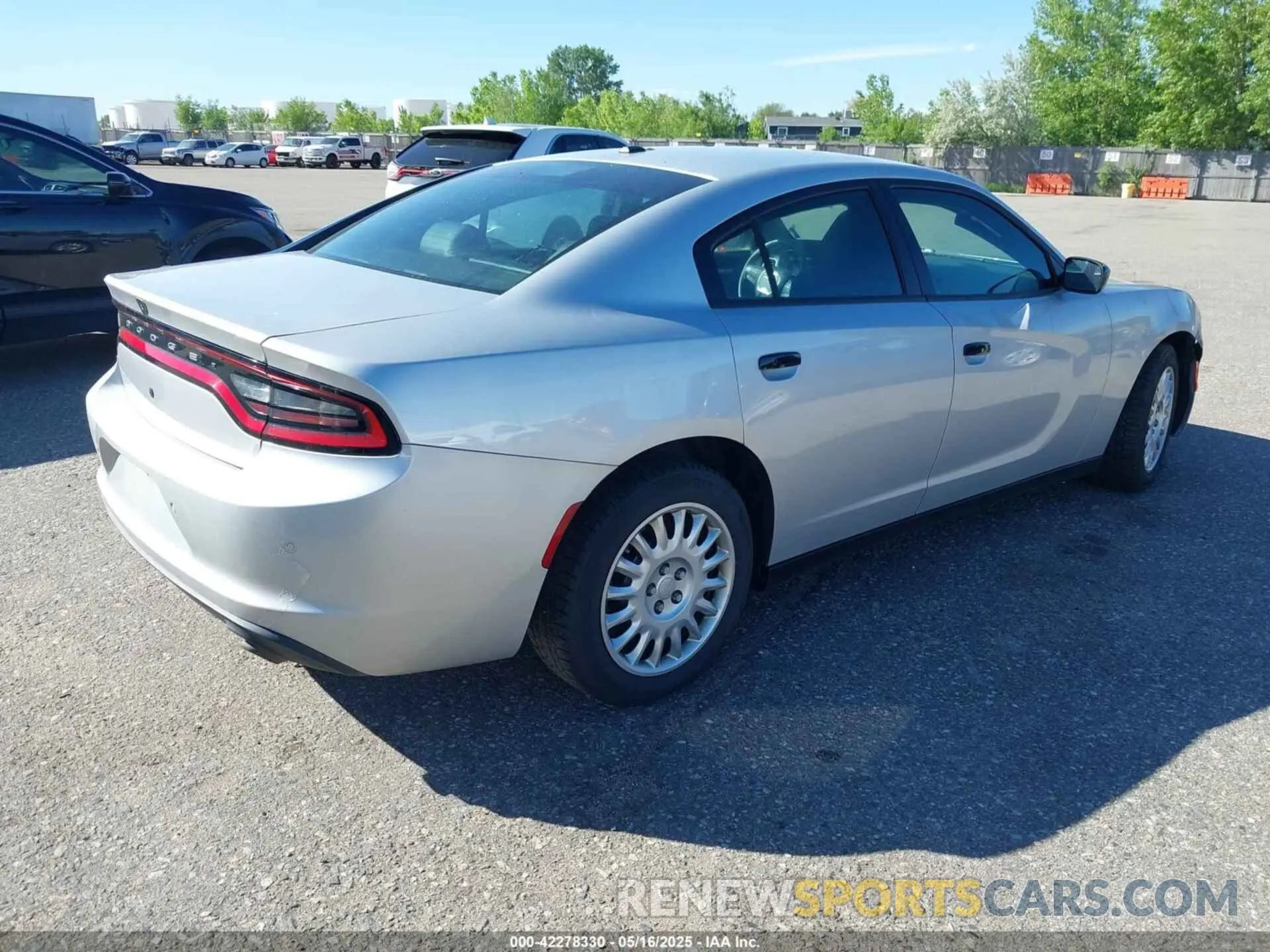 4 Photograph of a damaged car 2C3CDXKT8KH514652 DODGE CHARGER 2019