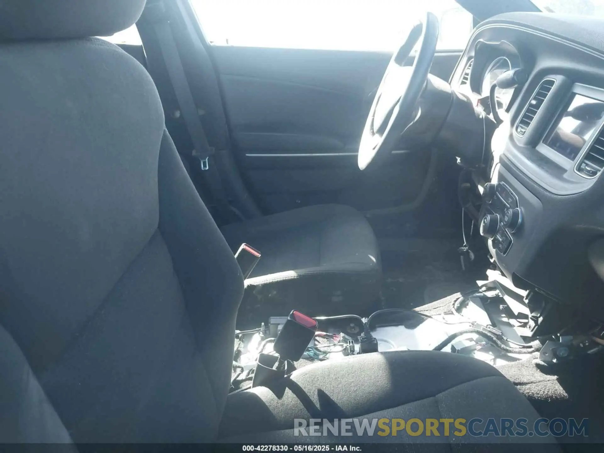 5 Photograph of a damaged car 2C3CDXKT8KH514652 DODGE CHARGER 2019