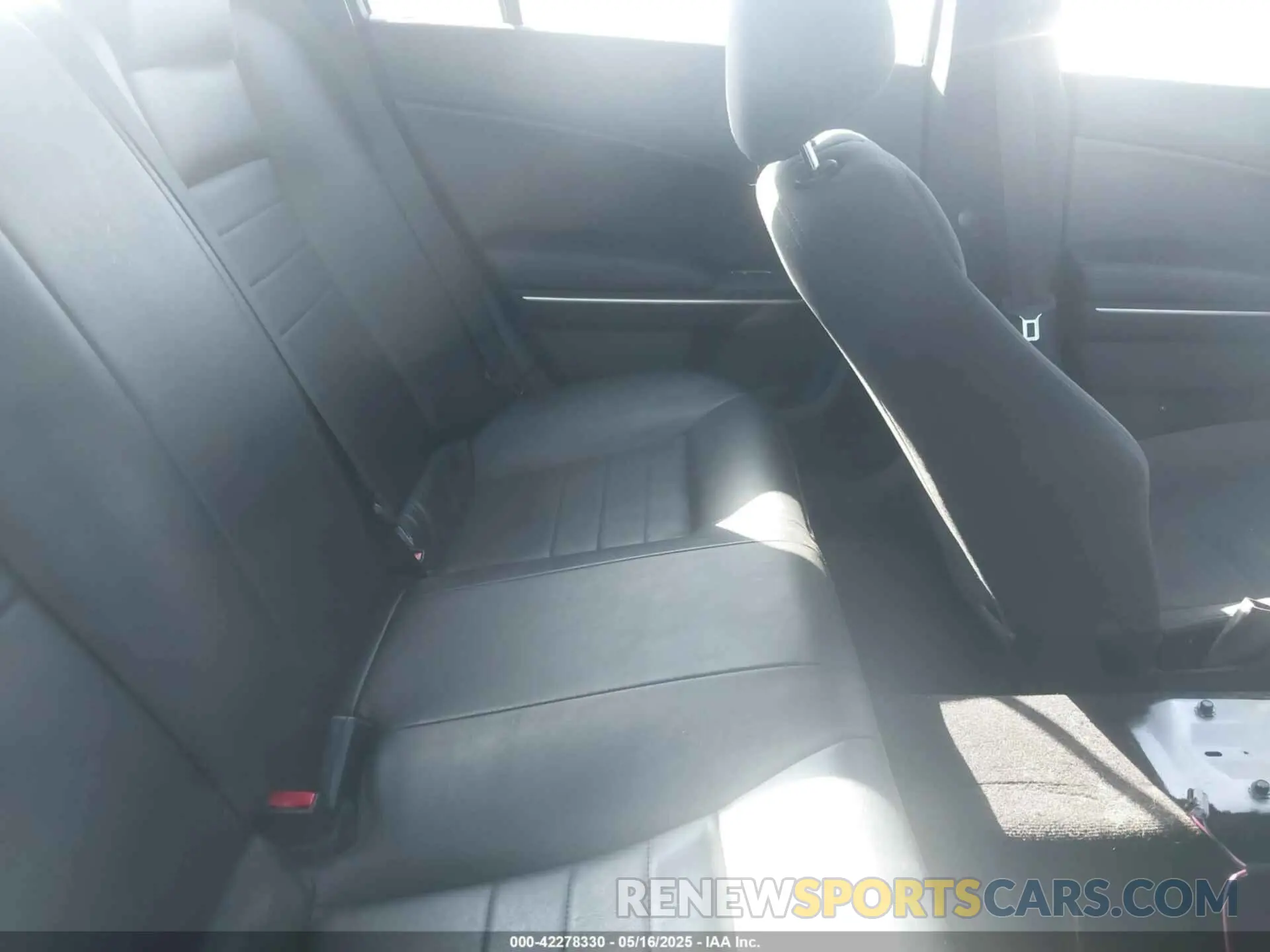 8 Photograph of a damaged car 2C3CDXKT8KH514652 DODGE CHARGER 2019