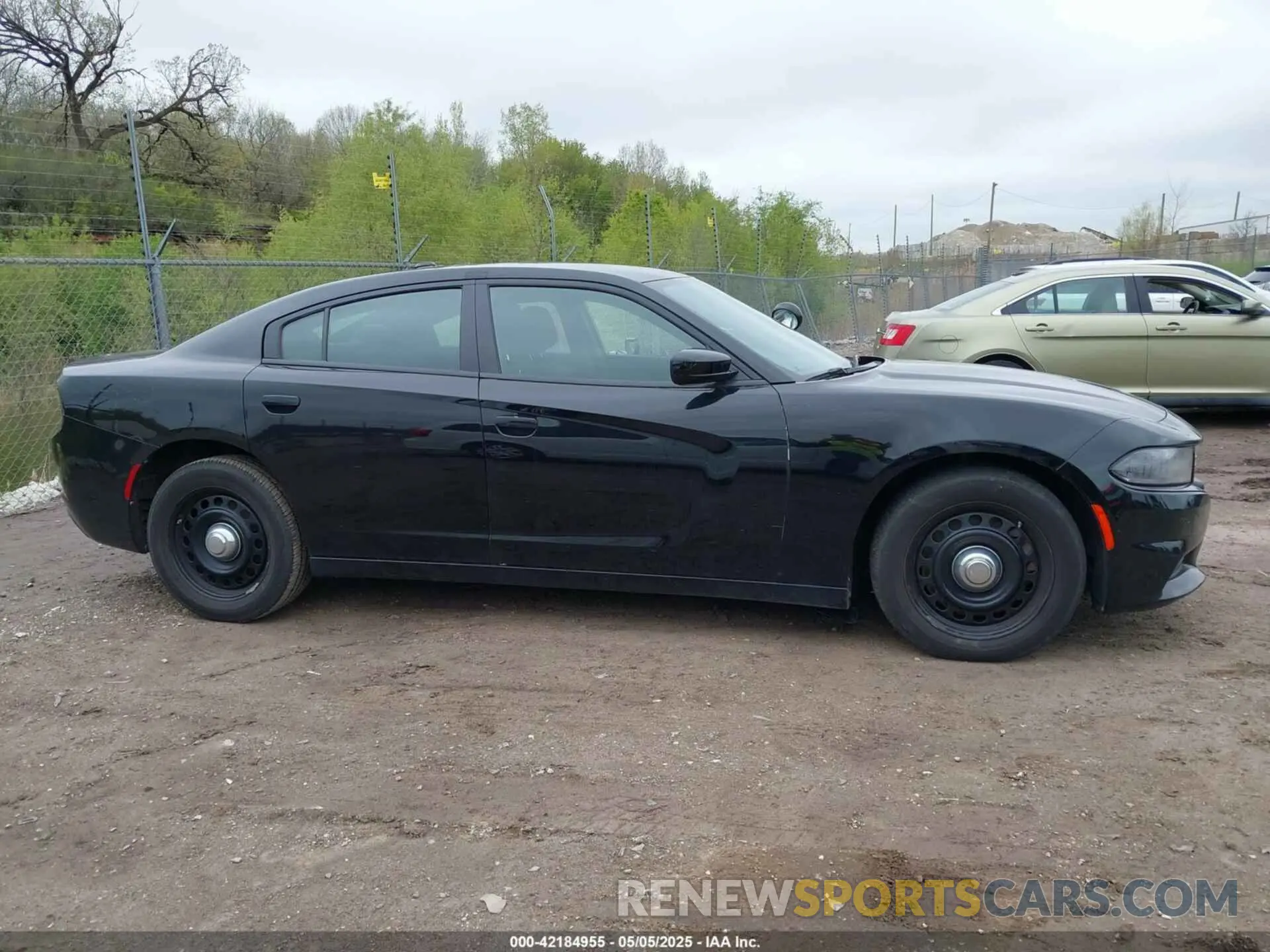 13 Photograph of a damaged car 2C3CDXKT8KH515011 DODGE CHARGER 2019