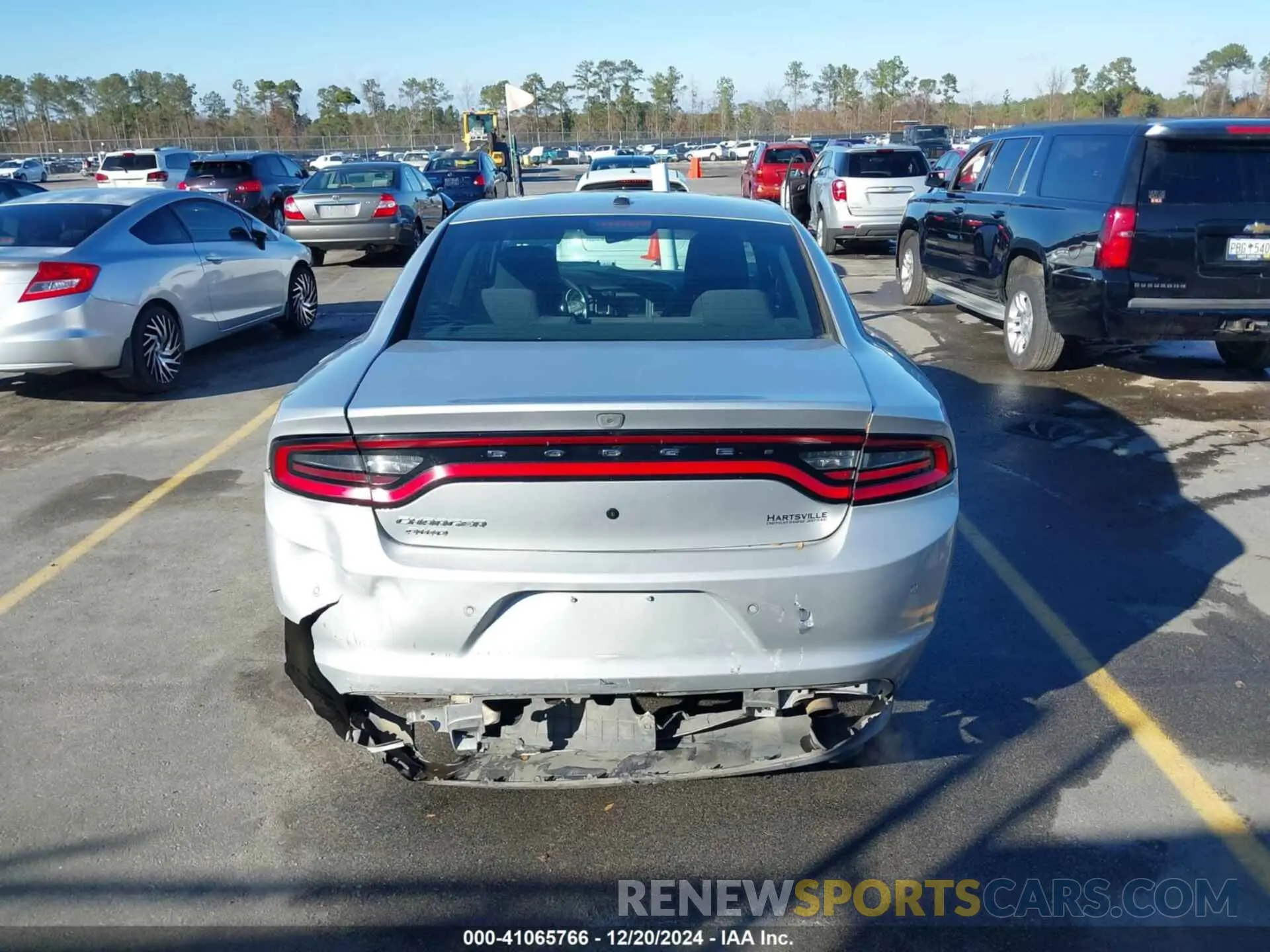 17 Photograph of a damaged car 2C3CDXKT8KH592686 DODGE CHARGER 2019
