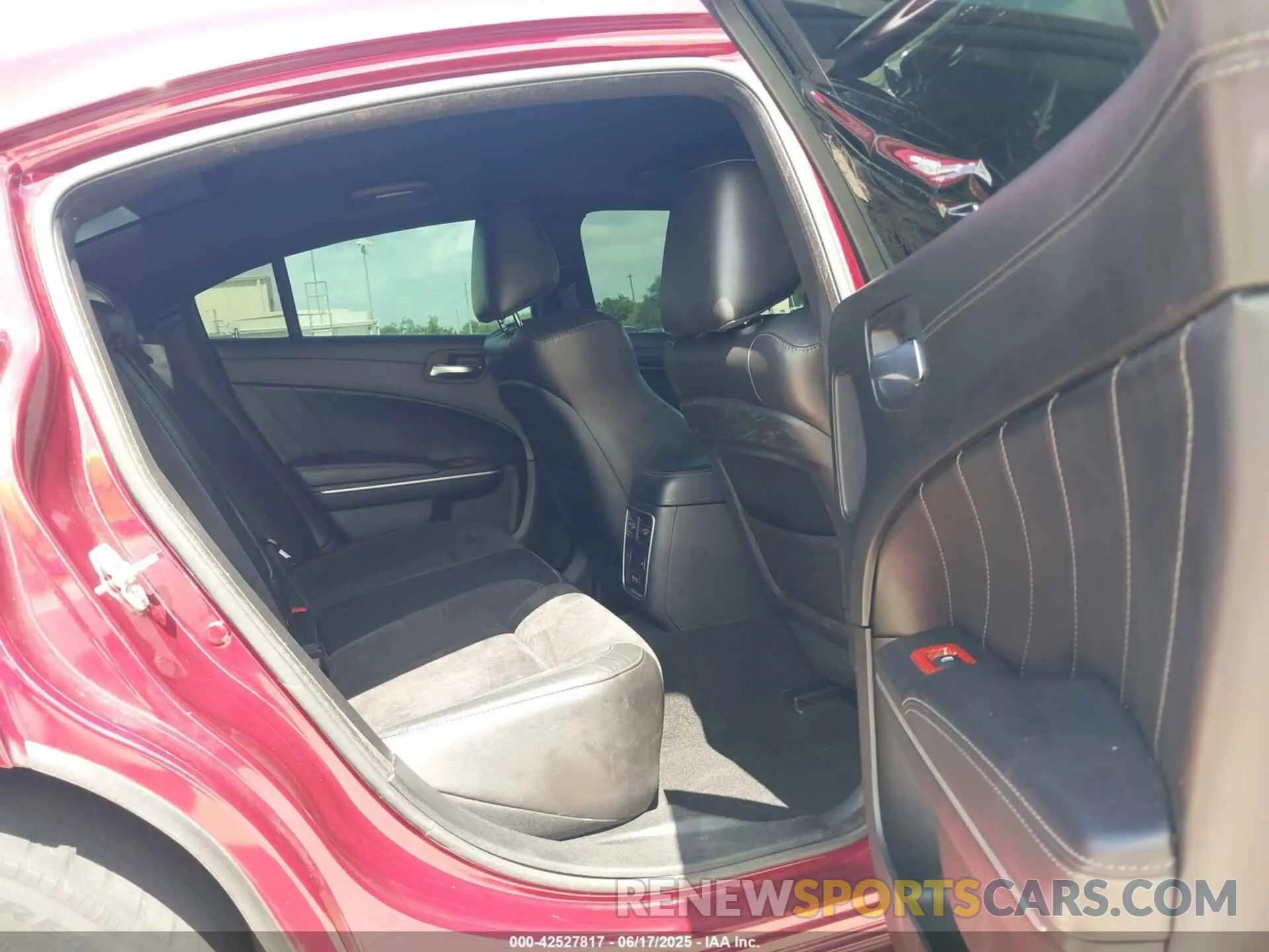 8 Photograph of a damaged car 2C3CDXKT9KH738478 DODGE CHARGER 2019
