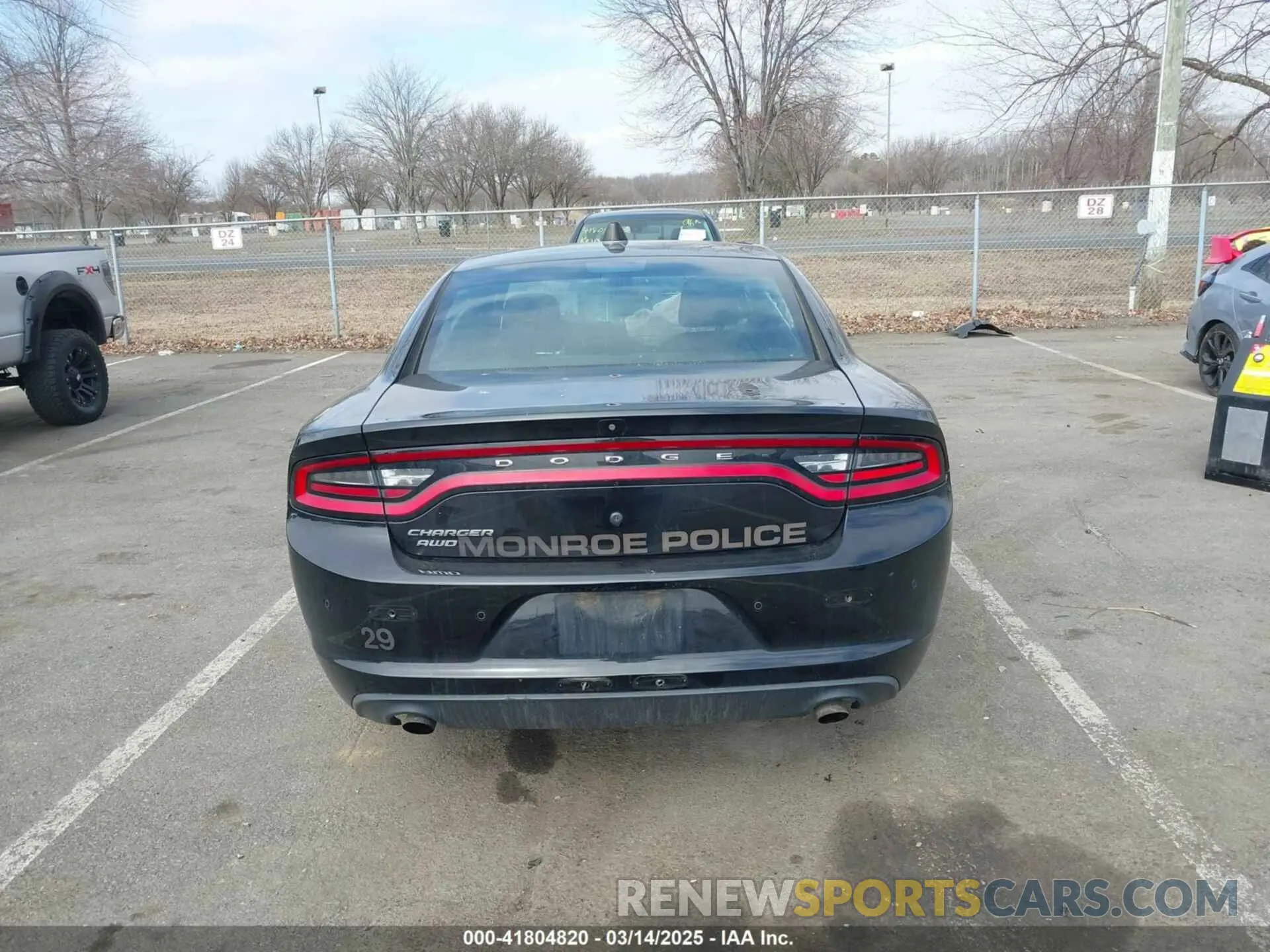 15 Photograph of a damaged car 2C3CDXKTXKH582340 DODGE CHARGER 2019