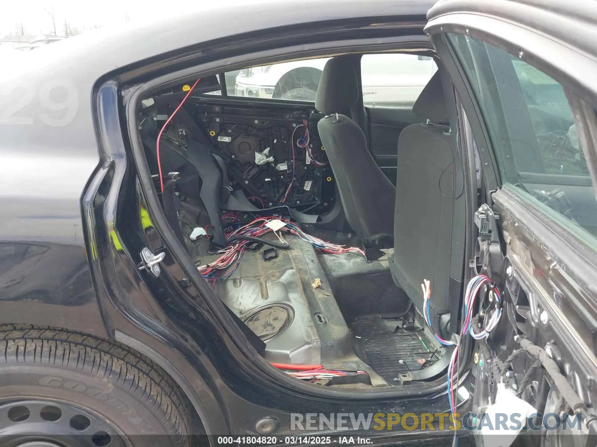 8 Photograph of a damaged car 2C3CDXKTXKH582340 DODGE CHARGER 2019