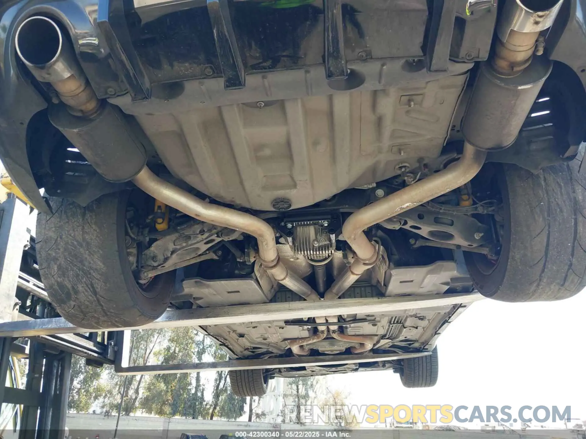 21 Photograph of a damaged car 2C3CDXL91KH749445 DODGE CHARGER 2019