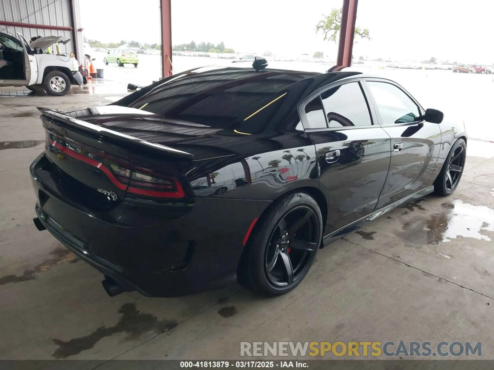 4 Photograph of a damaged car 2C3CDXL97KH552439 DODGE CHARGER 2019