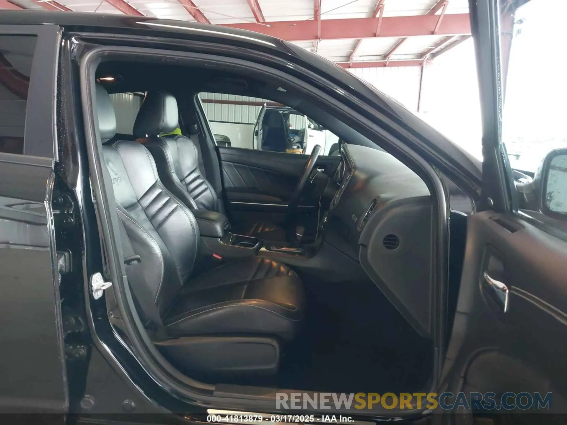 5 Photograph of a damaged car 2C3CDXL97KH552439 DODGE CHARGER 2019