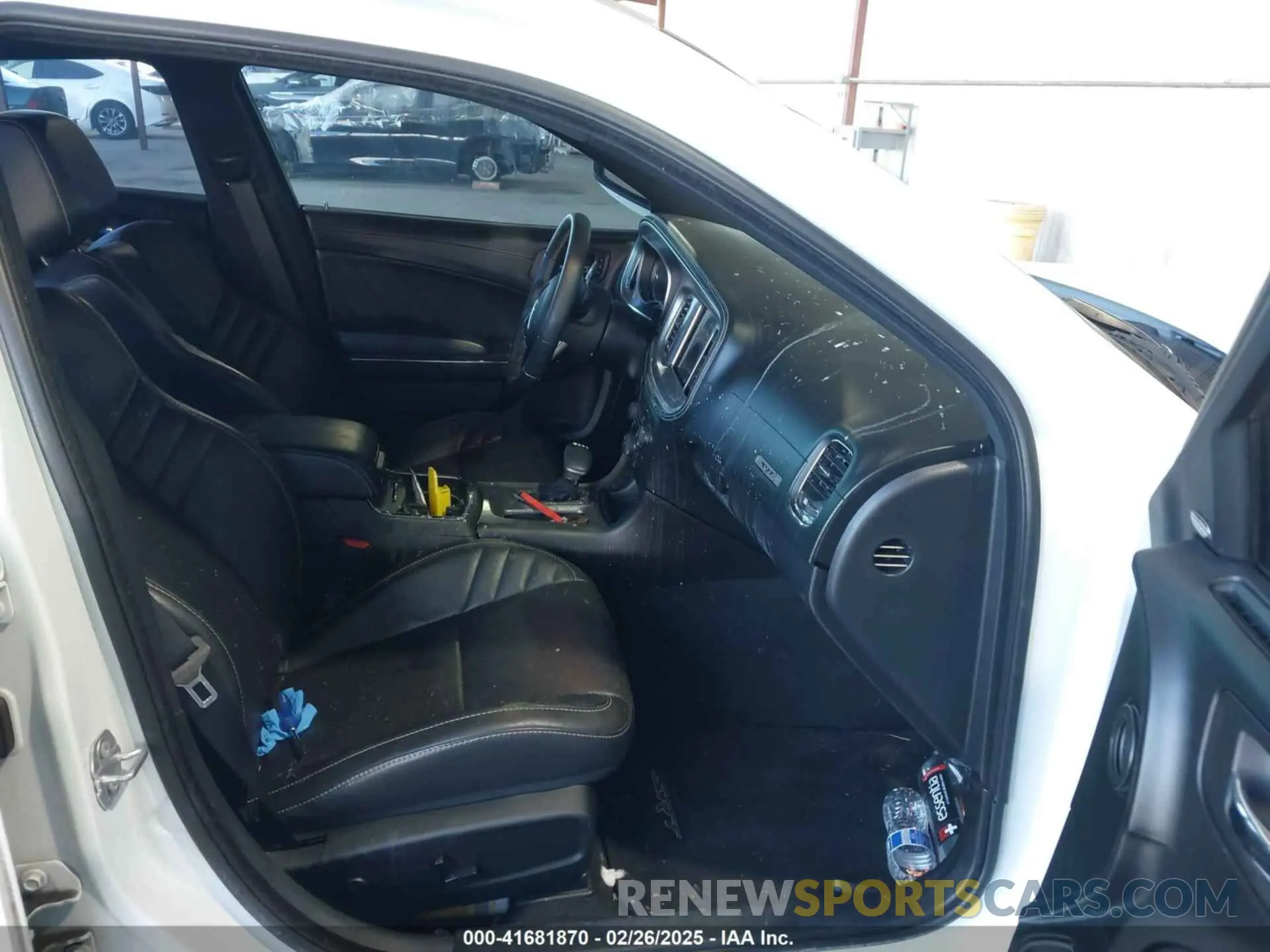 5 Photograph of a damaged car 2C3CDXL98KH552420 DODGE CHARGER 2019