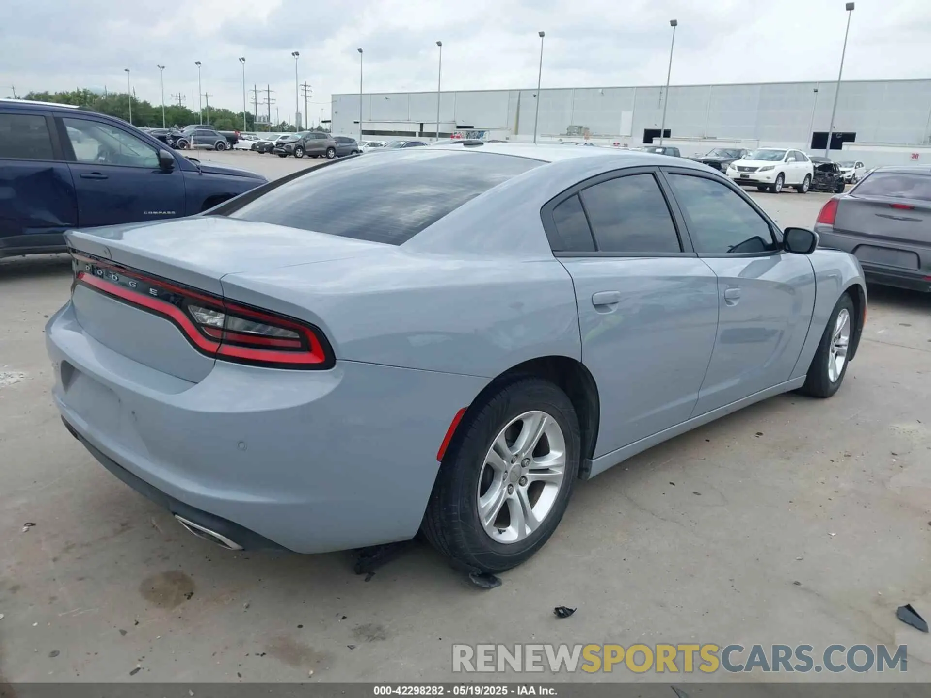 4 Photograph of a damaged car 2C3CDXBG0LH229609 DODGE CHARGER 2020