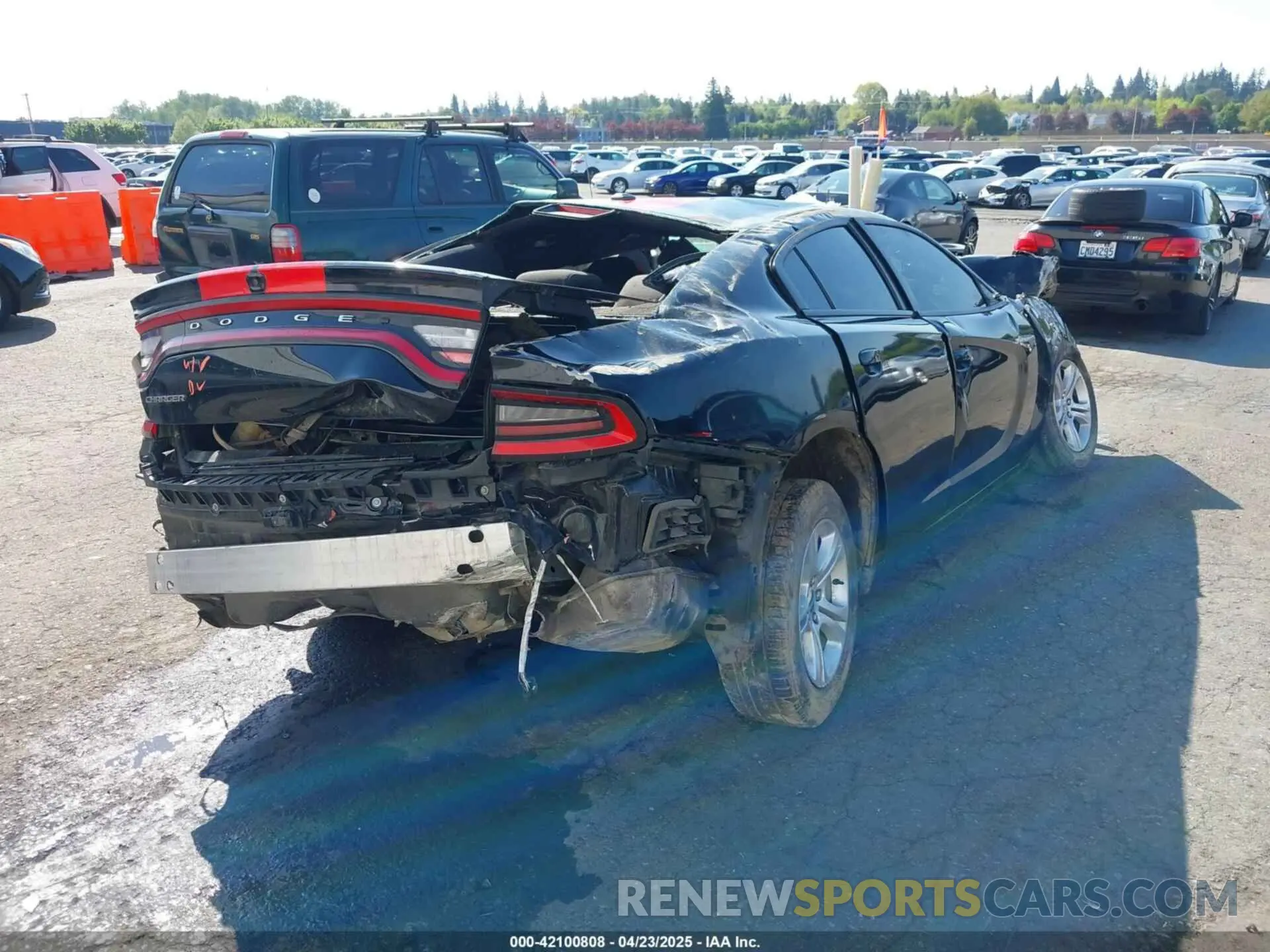 4 Photograph of a damaged car 2C3CDXBG1LH121886 DODGE CHARGER 2020