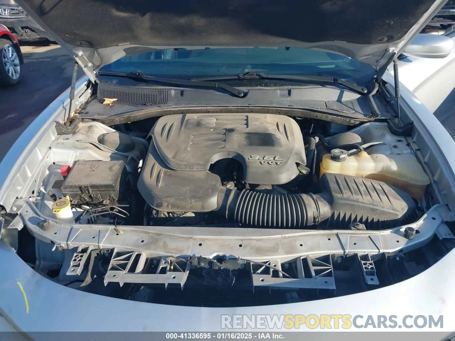 10 Photograph of a damaged car 2C3CDXBG2LH116471 DODGE CHARGER 2020