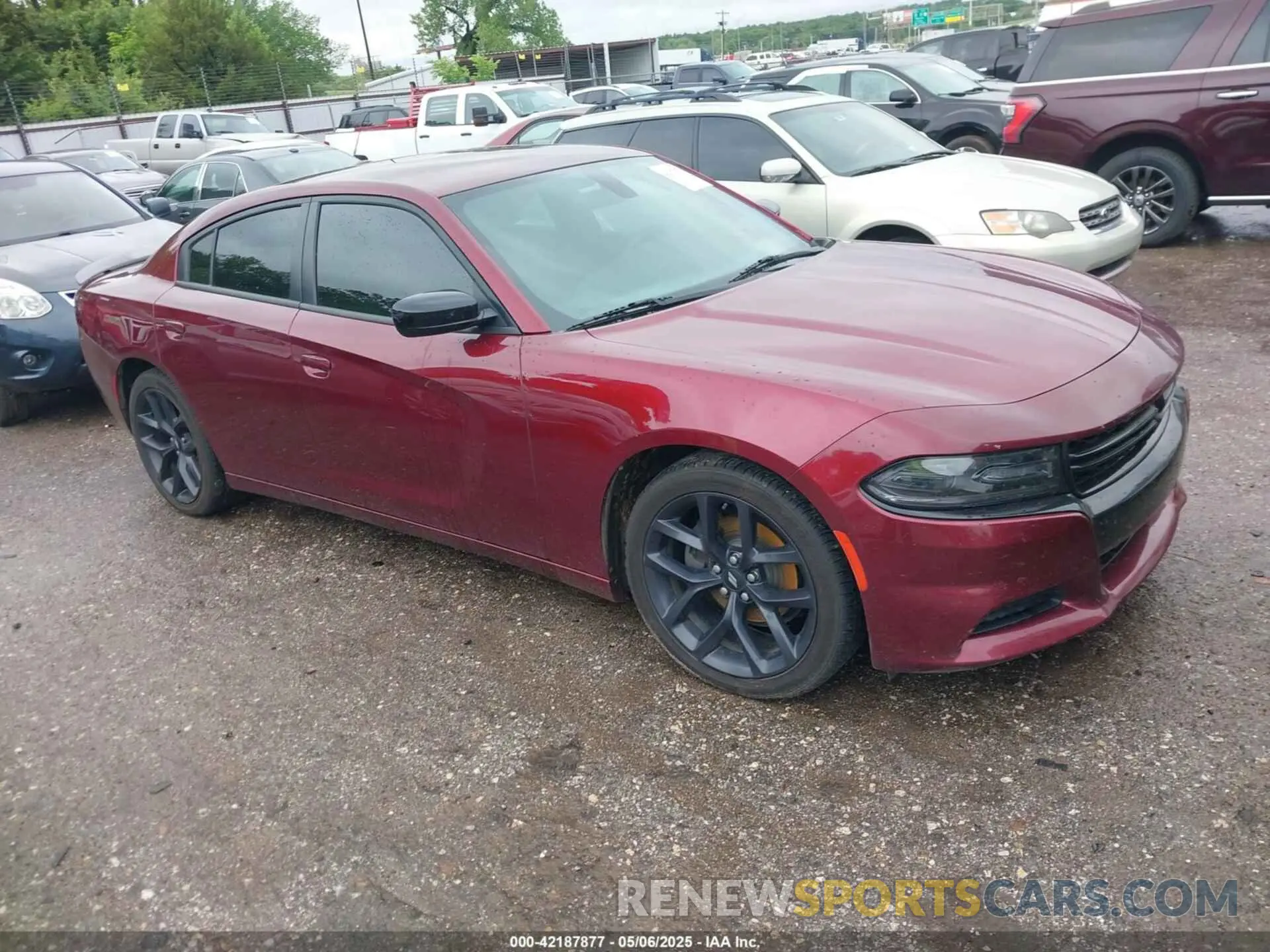 1 Photograph of a damaged car 2C3CDXBG3LH112817 DODGE CHARGER 2020