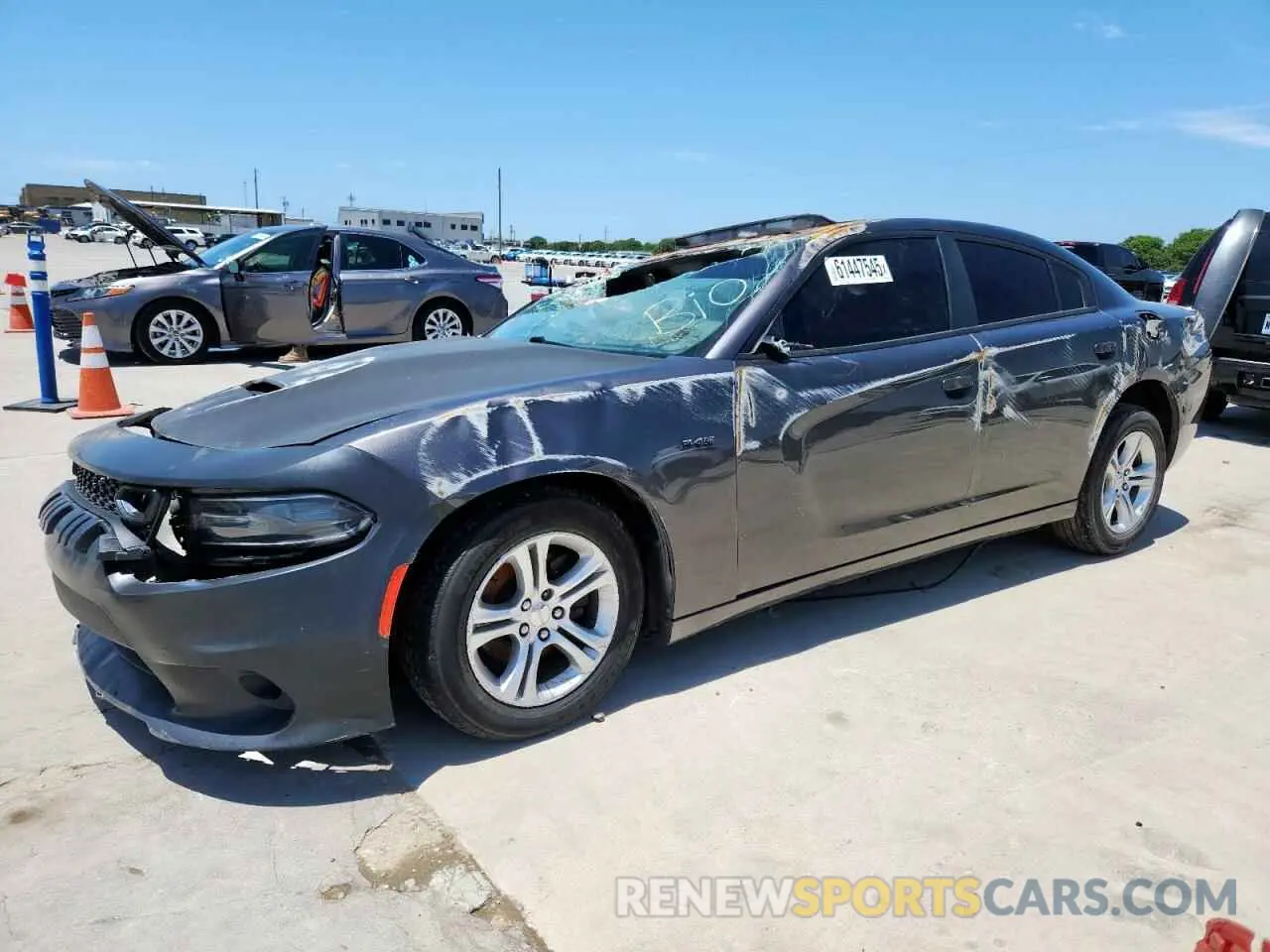 1 Photograph of a damaged car 2C3CDXBG4LH140318 DODGE CHARGER 2020