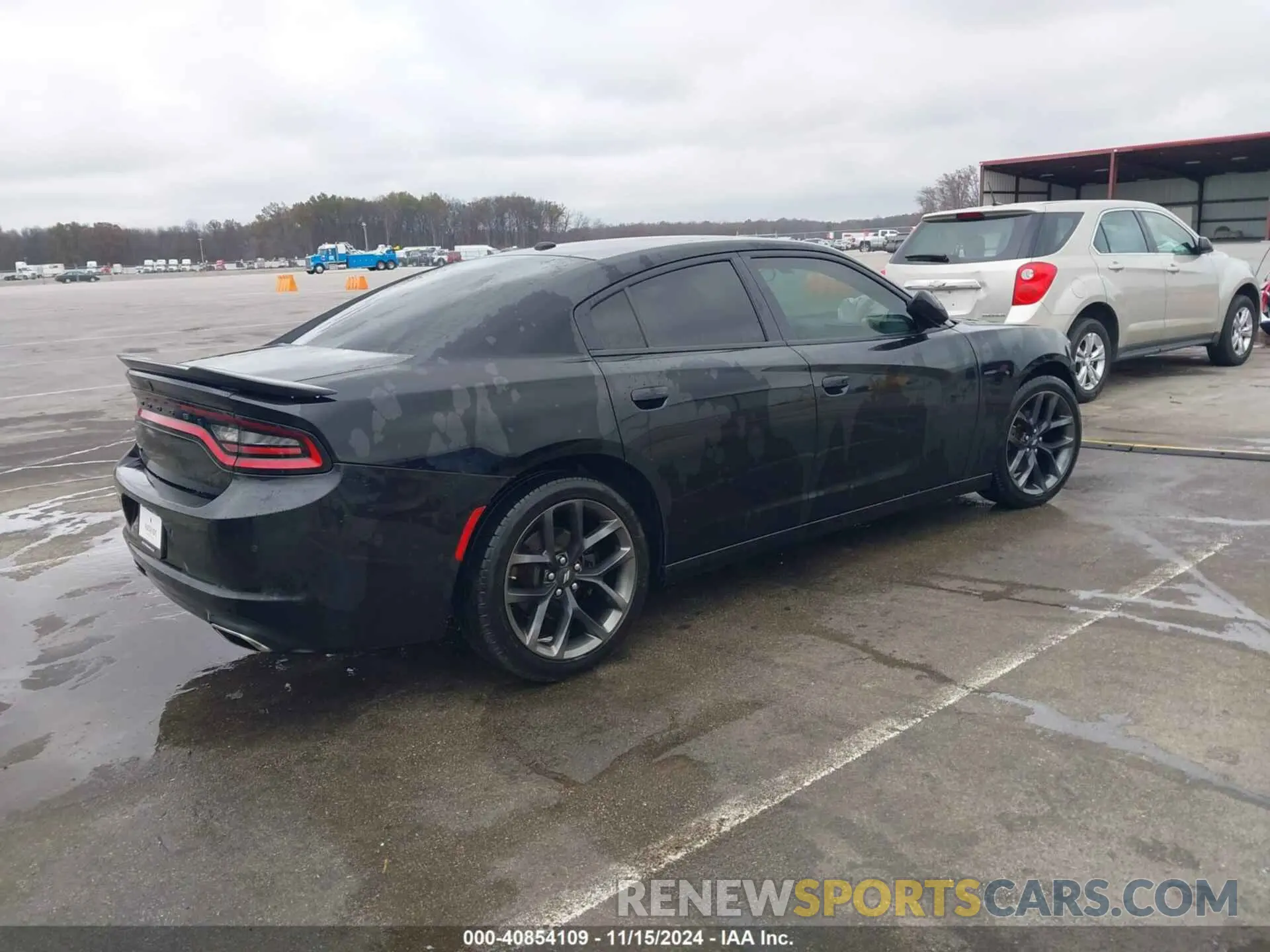 4 Photograph of a damaged car 2C3CDXBG4LH207922 DODGE CHARGER 2020