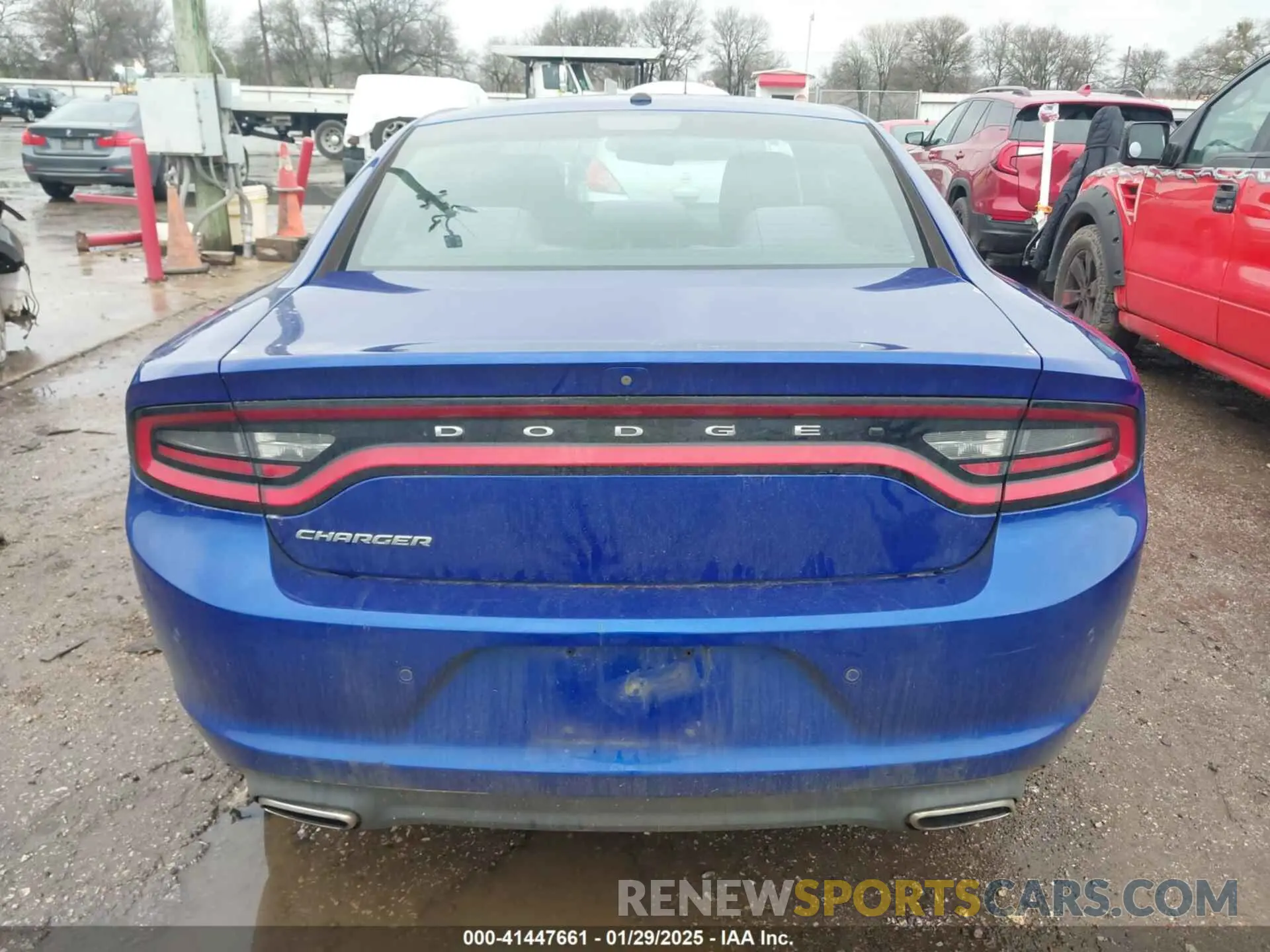 17 Photograph of a damaged car 2C3CDXBG5LH101950 DODGE CHARGER 2020
