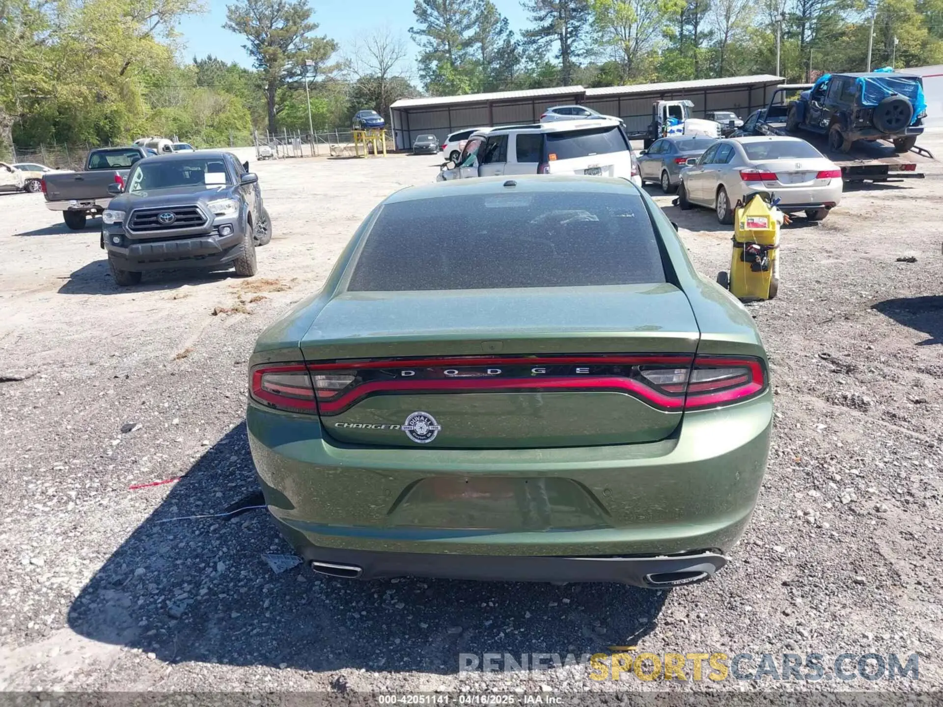 16 Photograph of a damaged car 2C3CDXBG5LH119560 DODGE CHARGER 2020