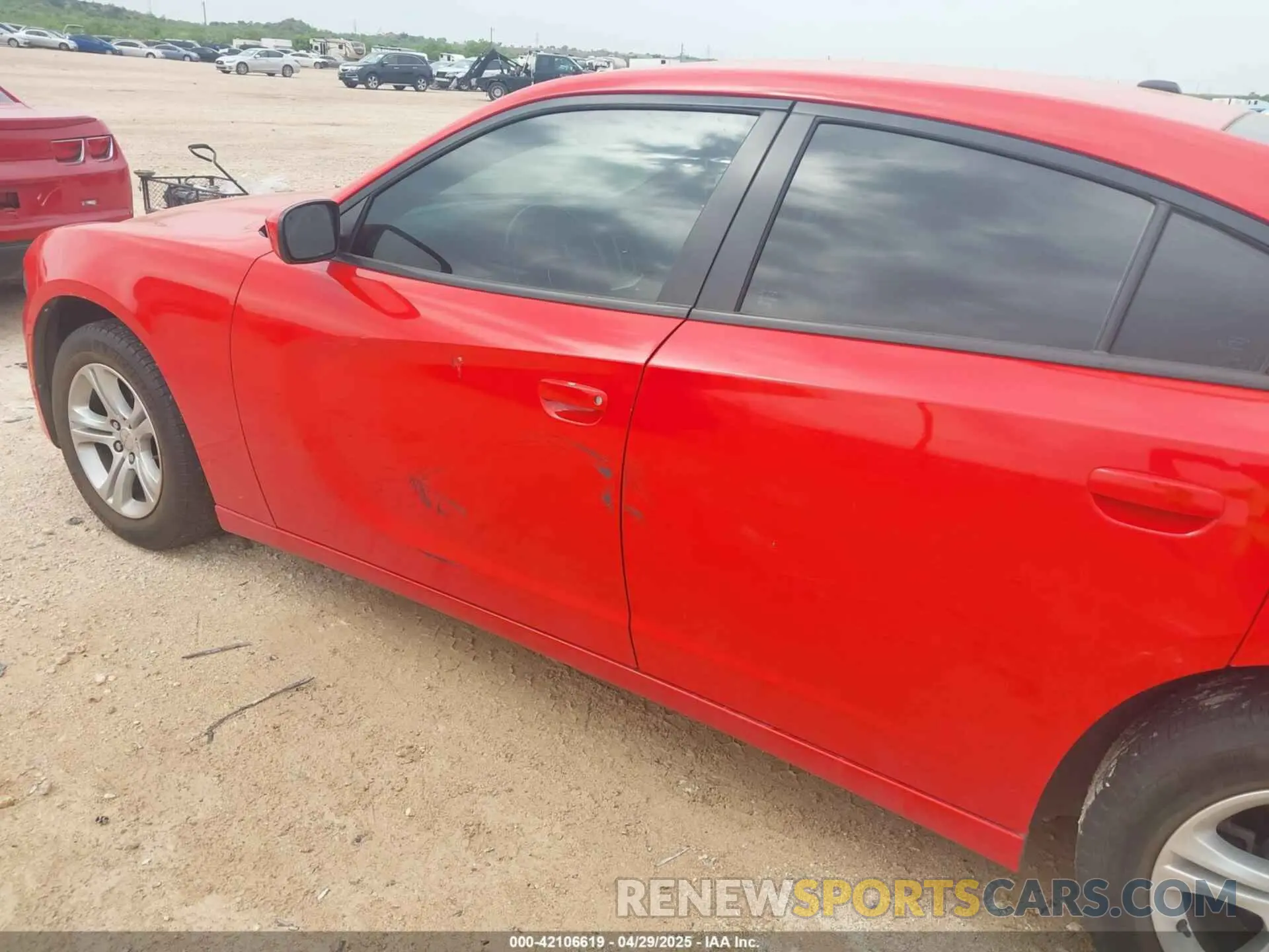 17 Photograph of a damaged car 2C3CDXBG5LH238953 DODGE CHARGER 2020